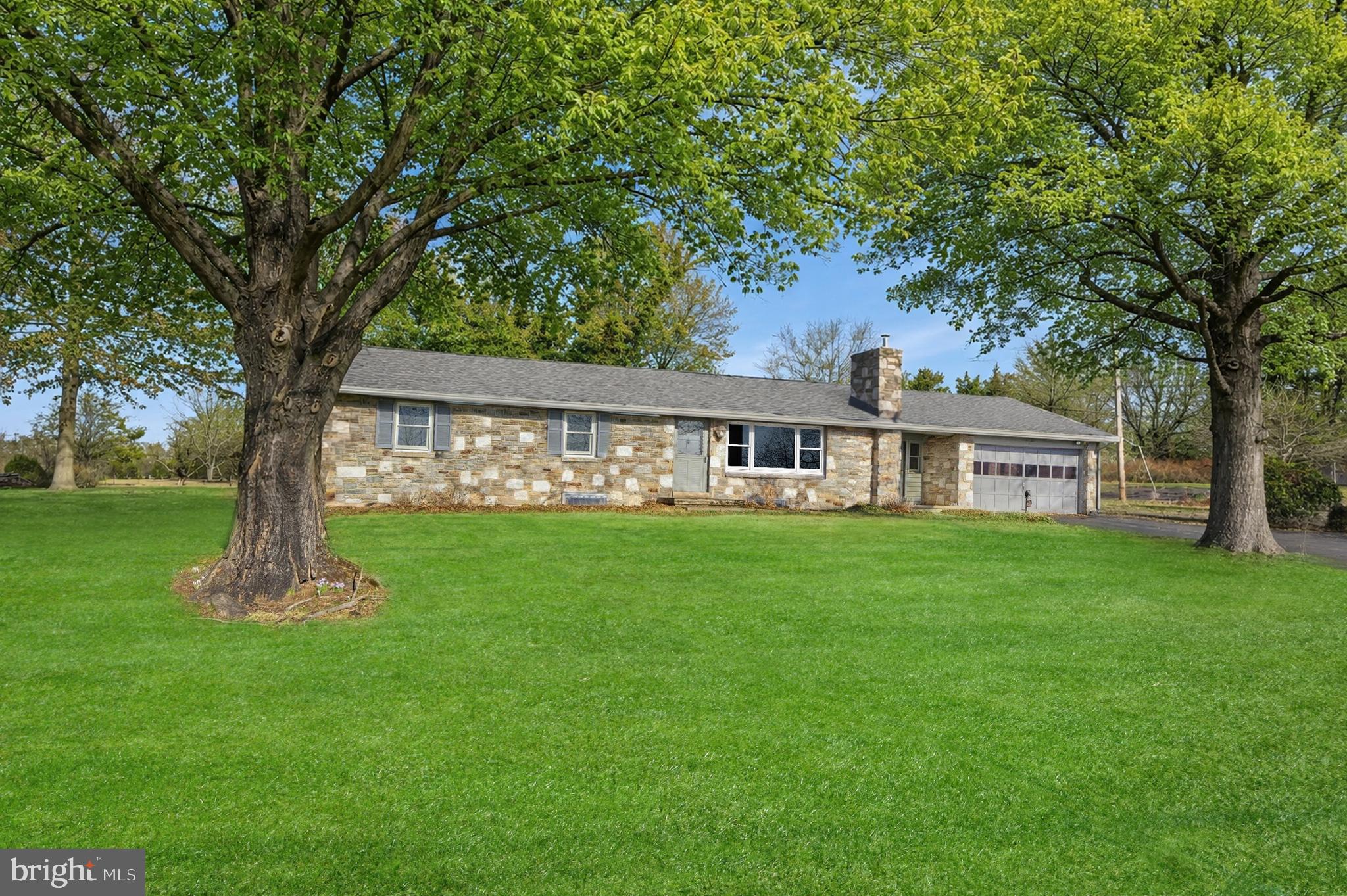 1792 SCHWENKSVILLE ROAD