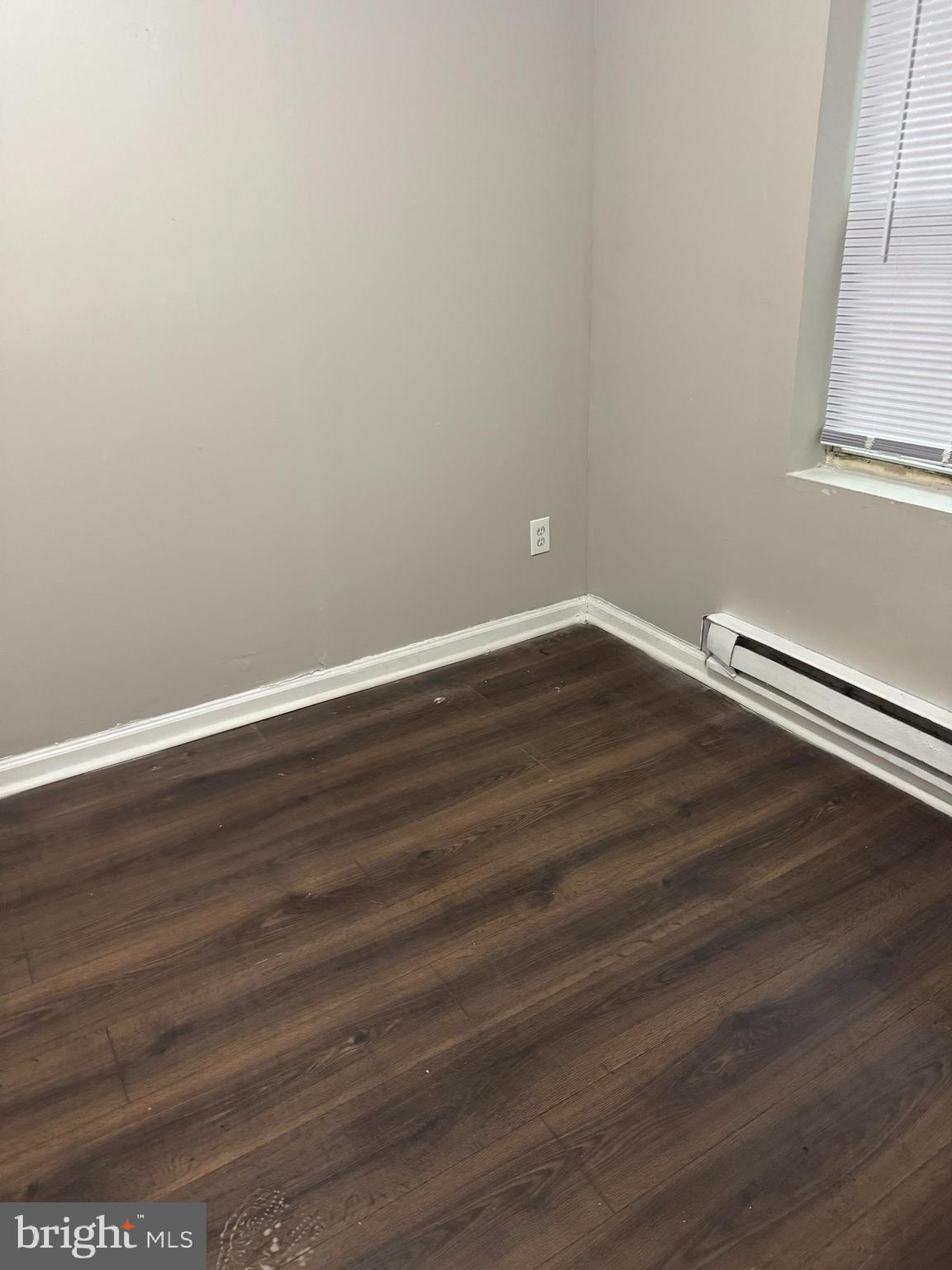 KENSINGTON - Residential