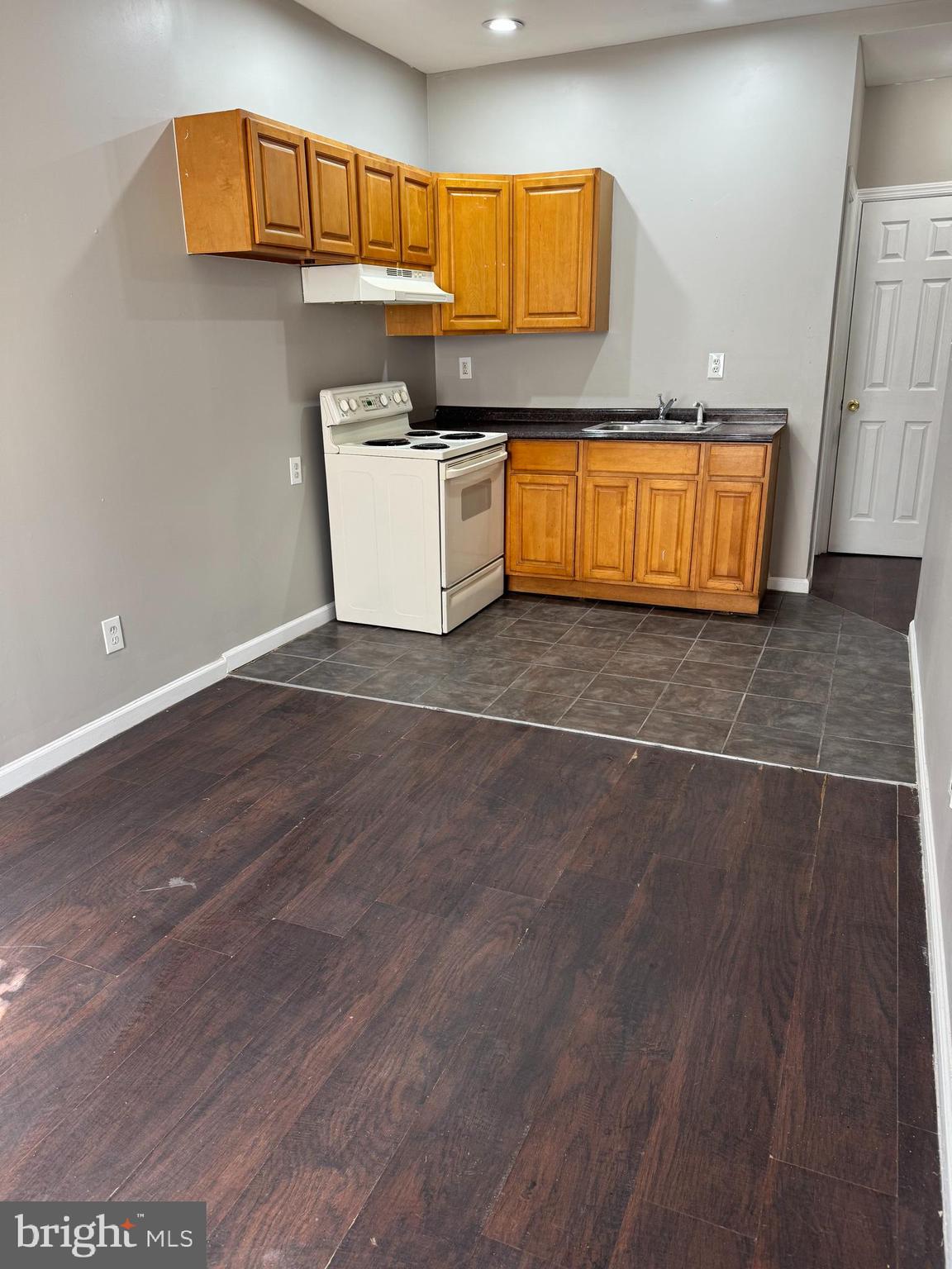 KENSINGTON - Residential