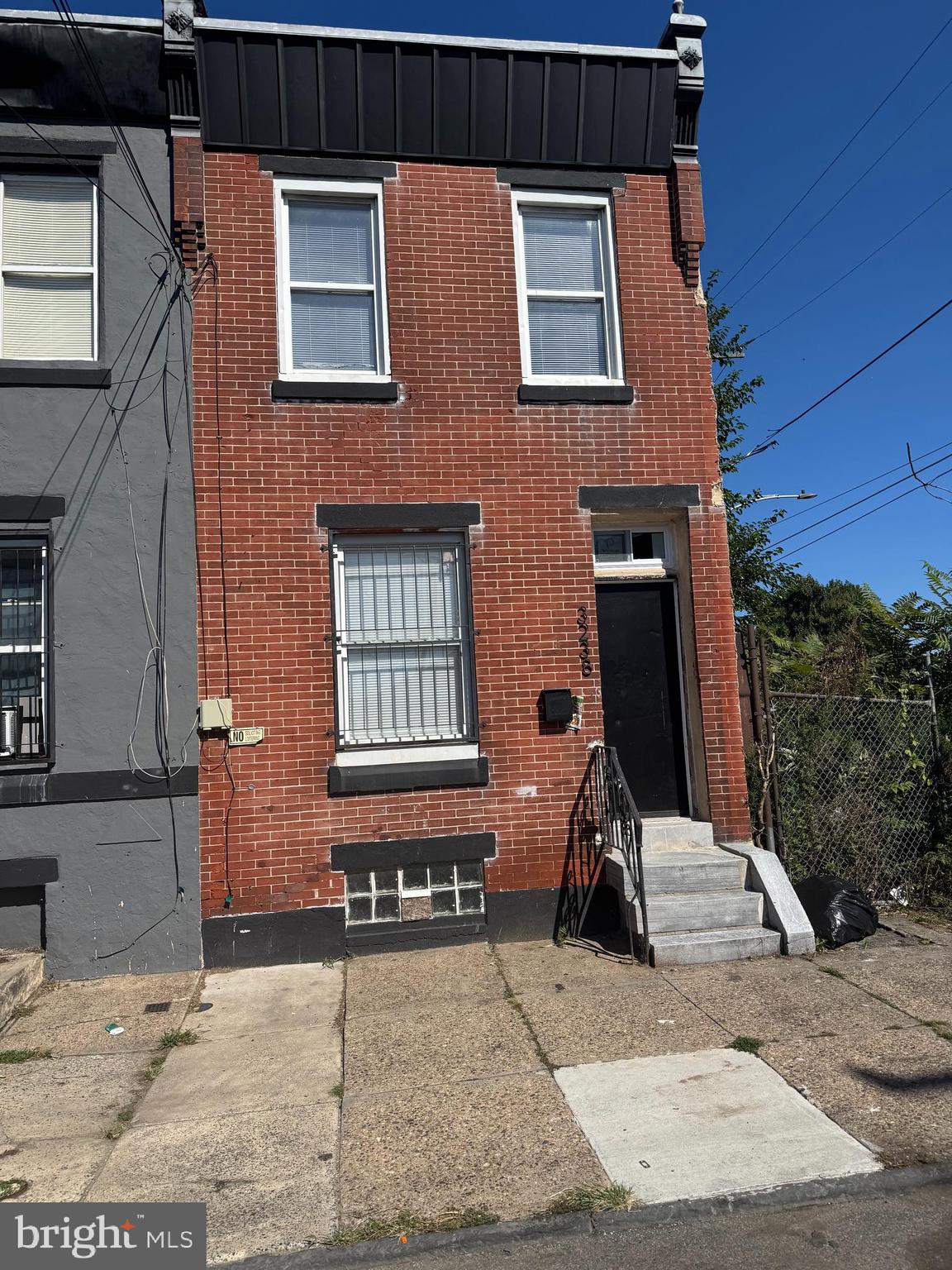 KENSINGTON - Residential