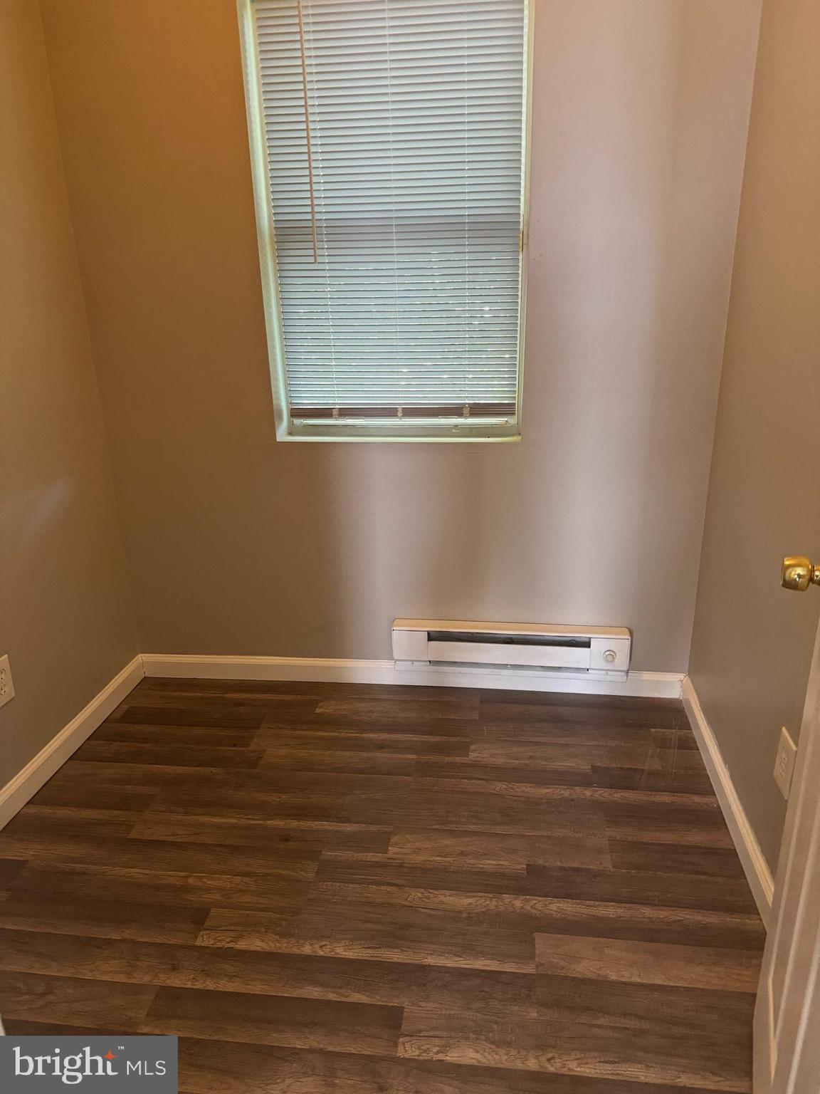 KENSINGTON - Residential