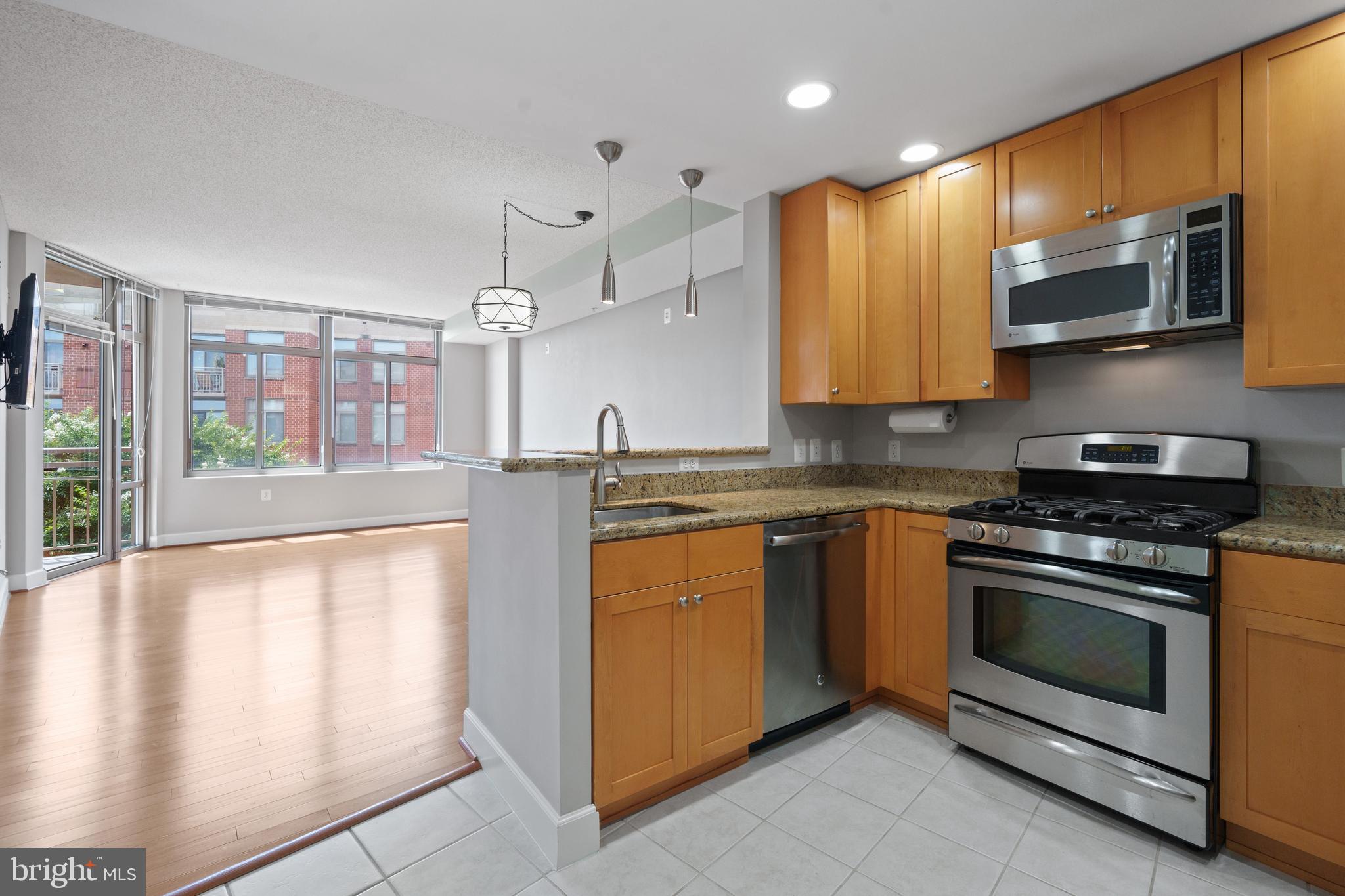 3600 S. GLEBE ROAD 526W