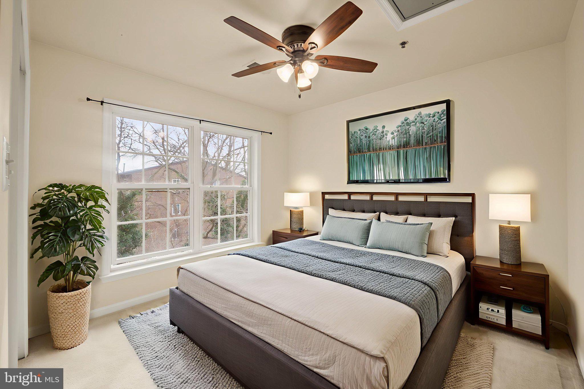 GROVETON WOODS - Residential