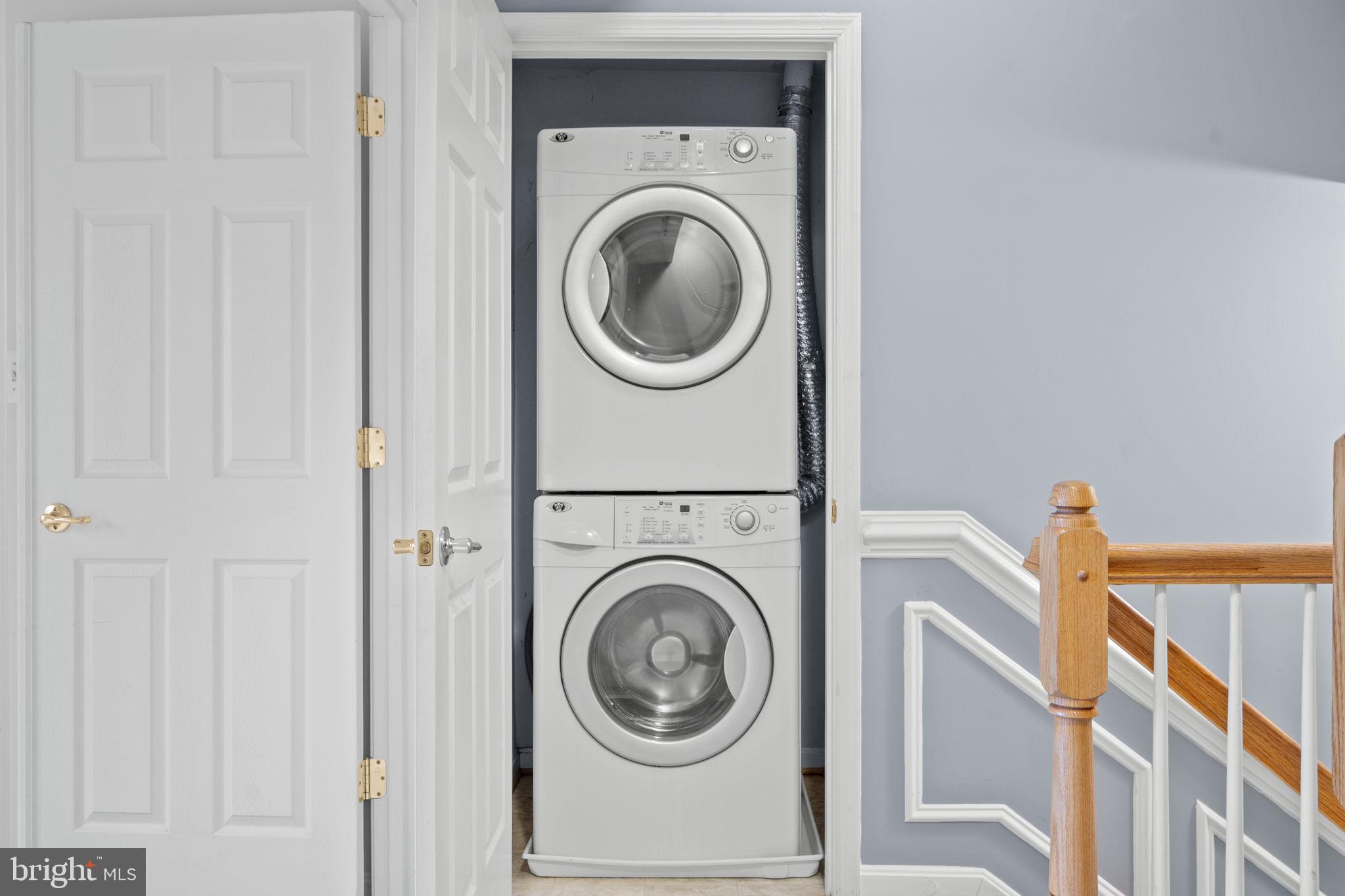 GROVETON WOODS - Residential