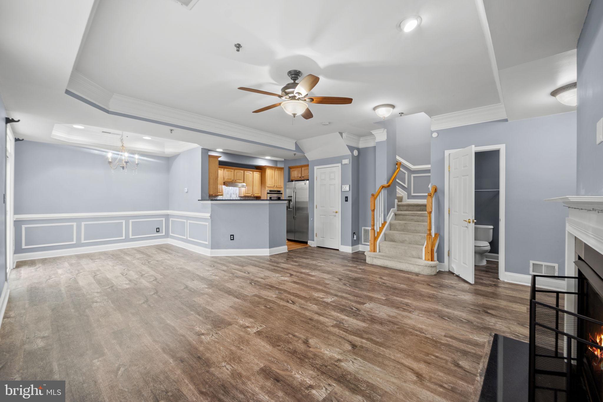 GROVETON WOODS - Residential