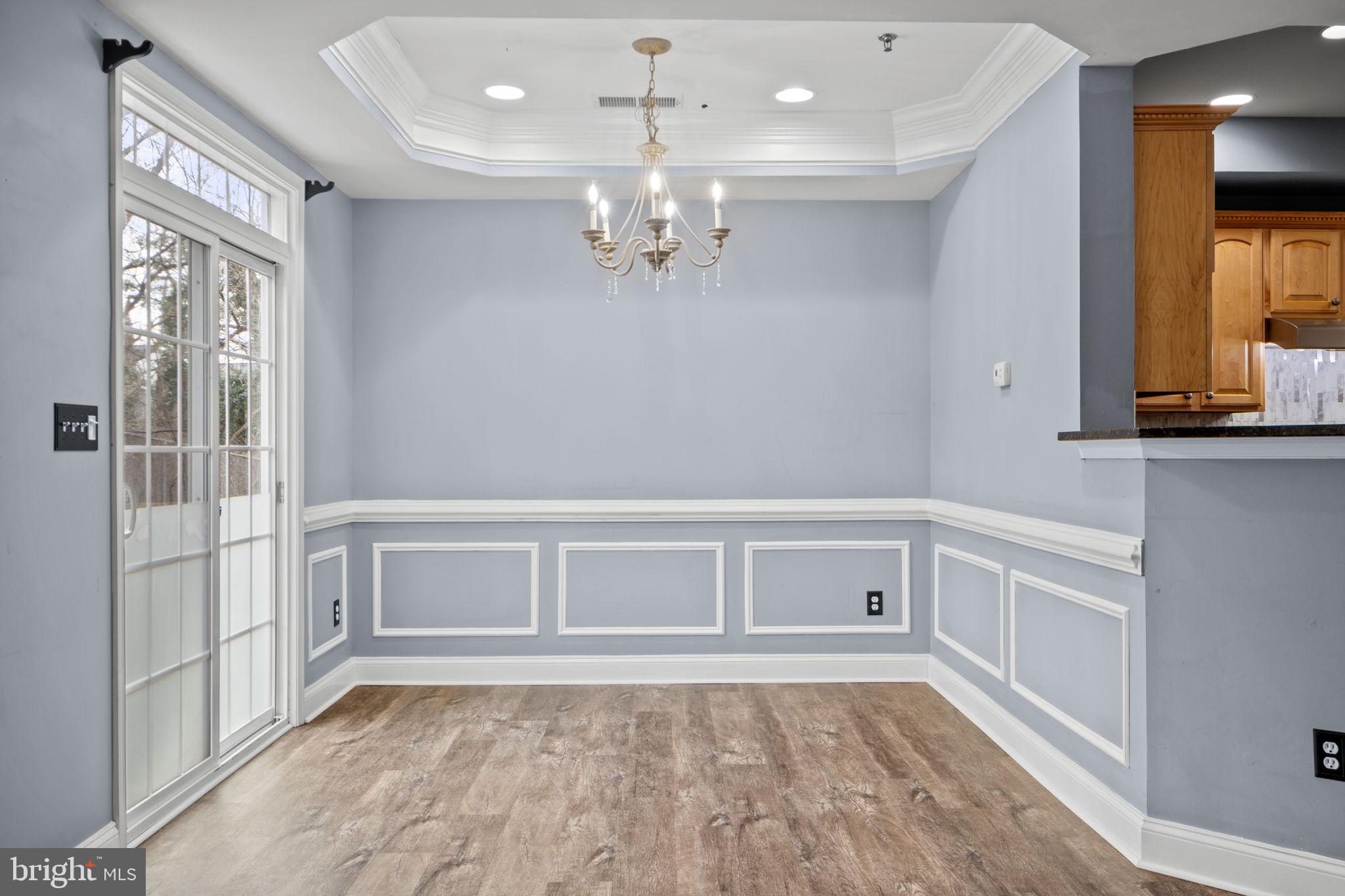 GROVETON WOODS - Residential