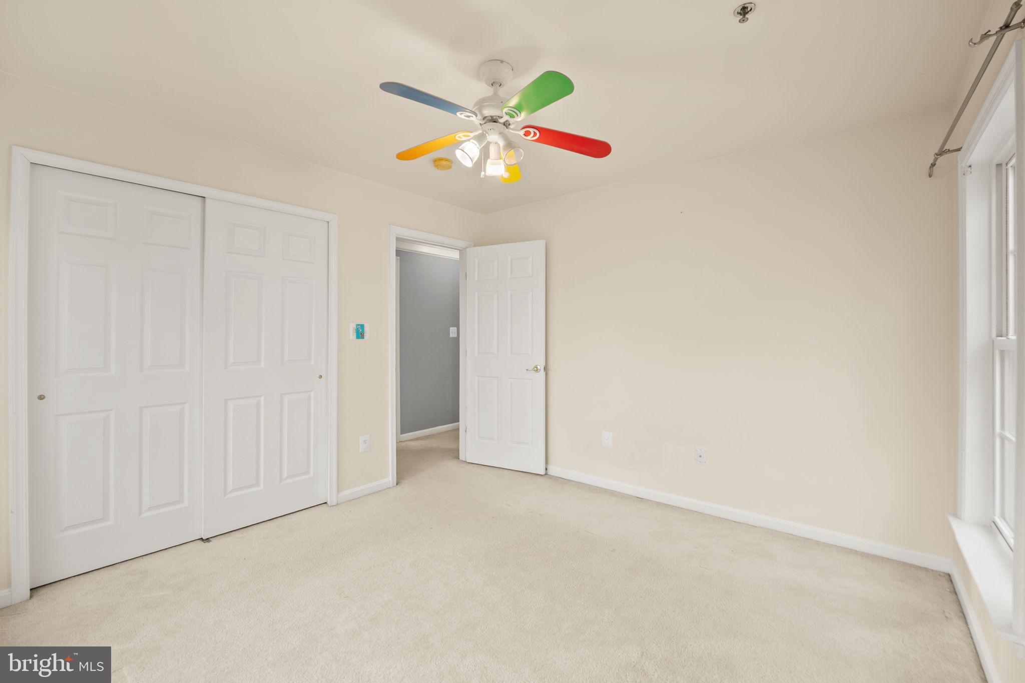 GROVETON WOODS - Residential