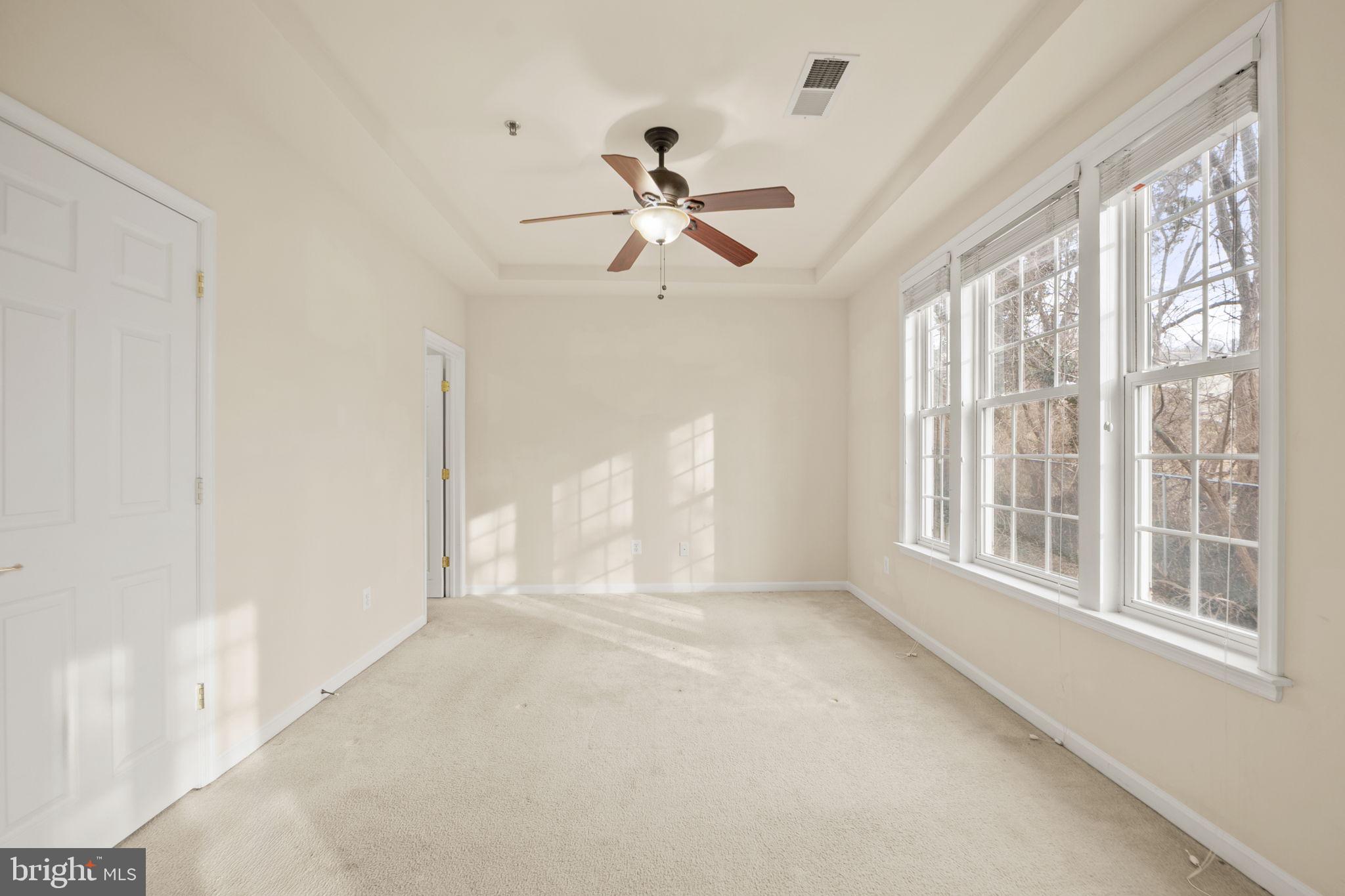 GROVETON WOODS - Residential