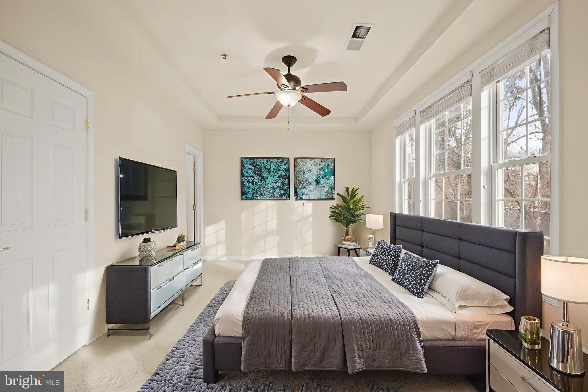 GROVETON WOODS - Residential