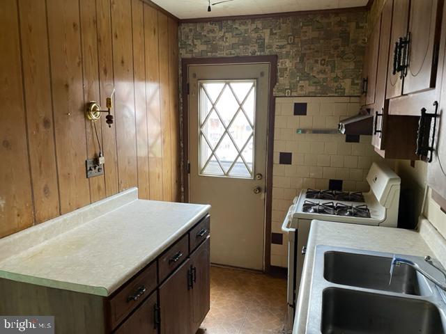 MIDDLESEX - Residential