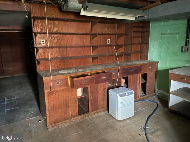 MIDDLESEX - Residential