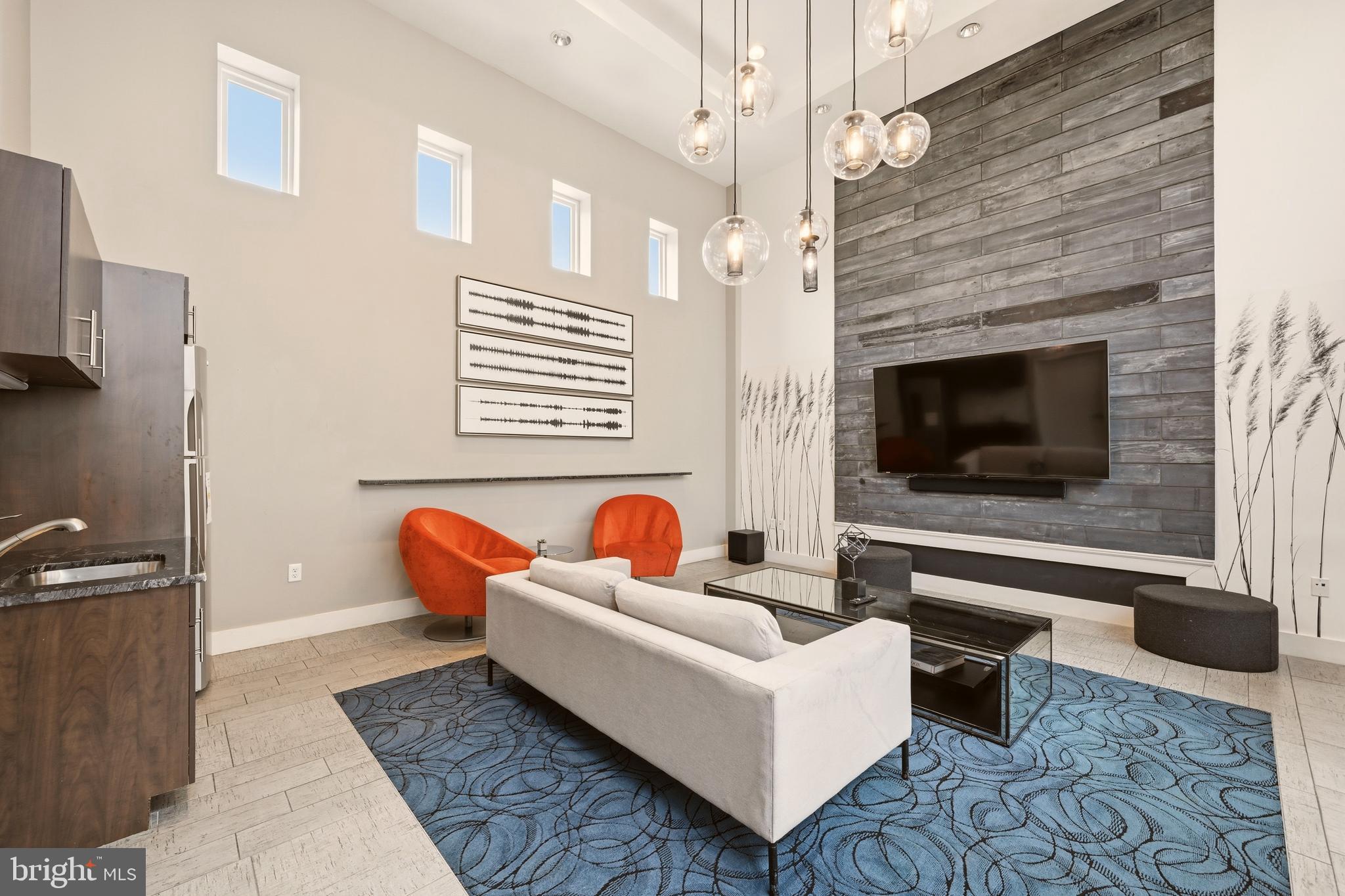 WHEATON OUTSIDE - Residential