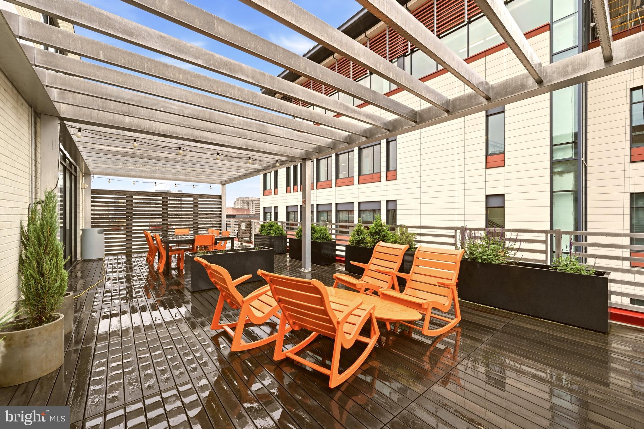 WHEATON OUTSIDE - Residential