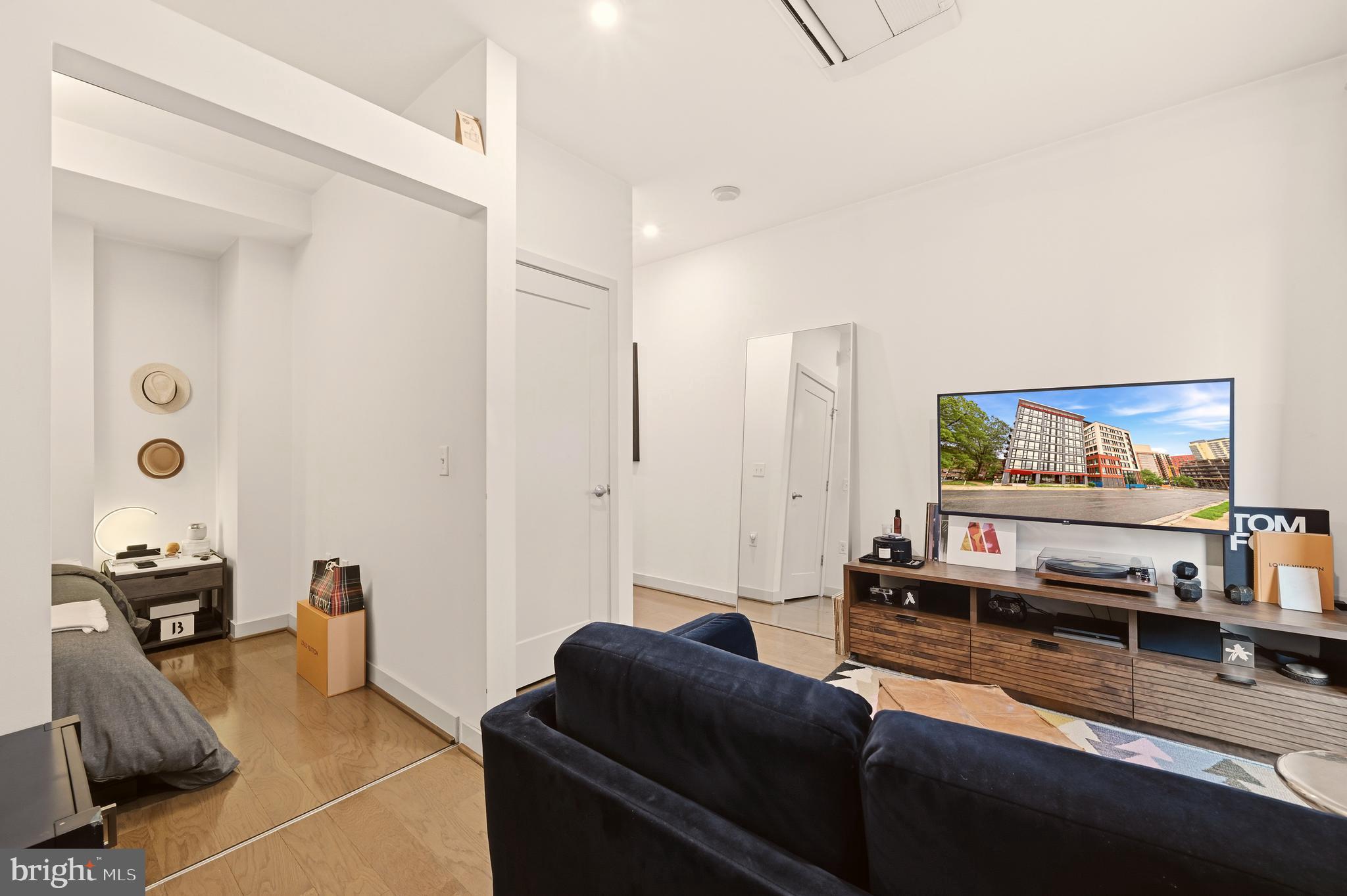WHEATON OUTSIDE - Residential