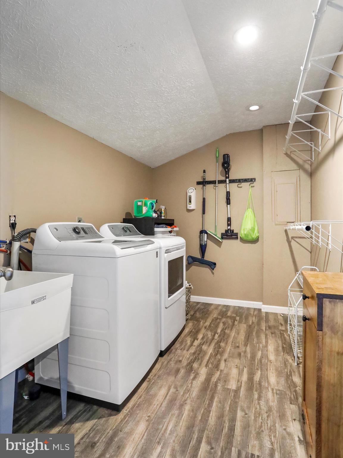 FORT ASHBY - Residential