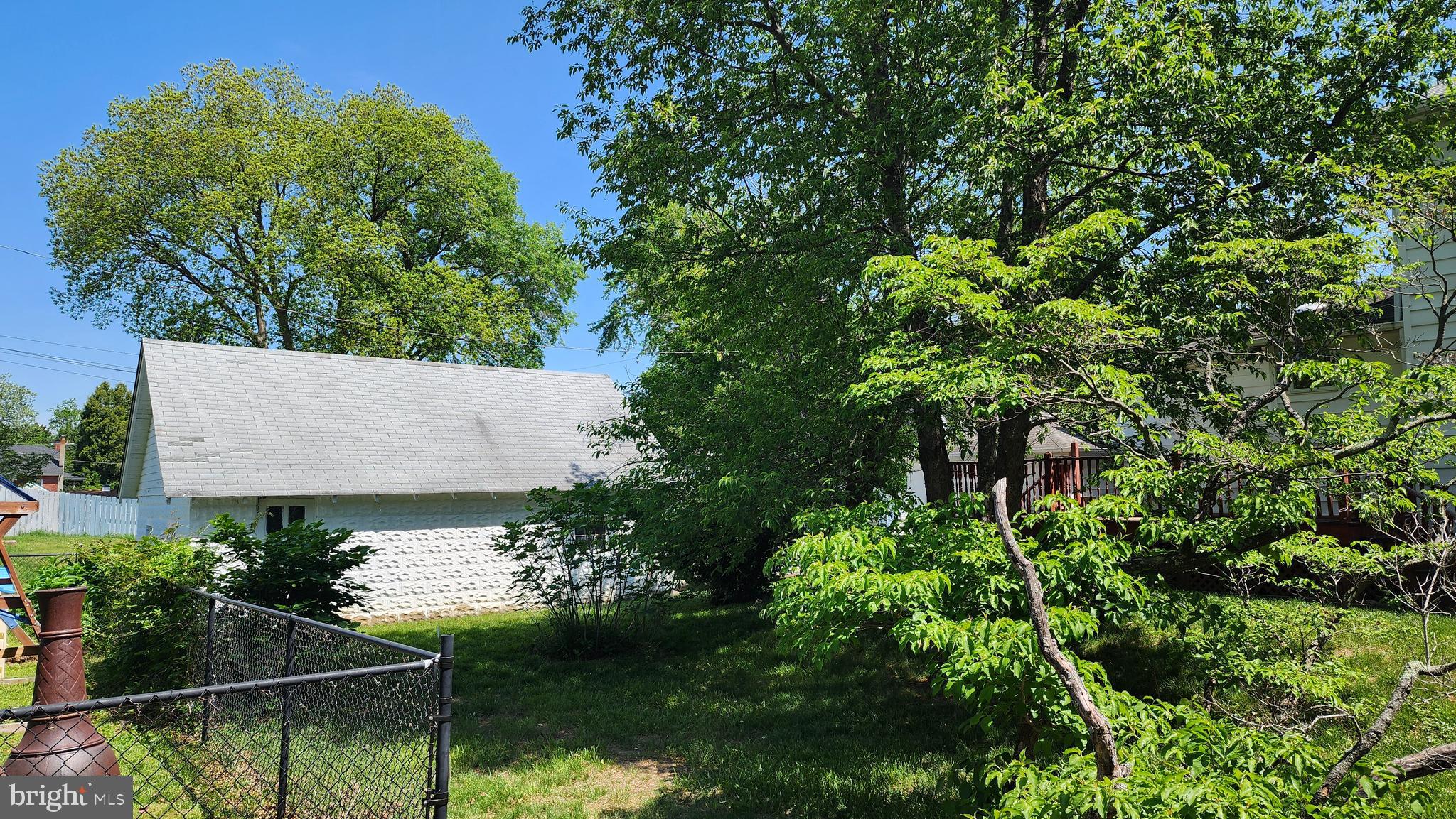 215 COLUMBIA AVENUE