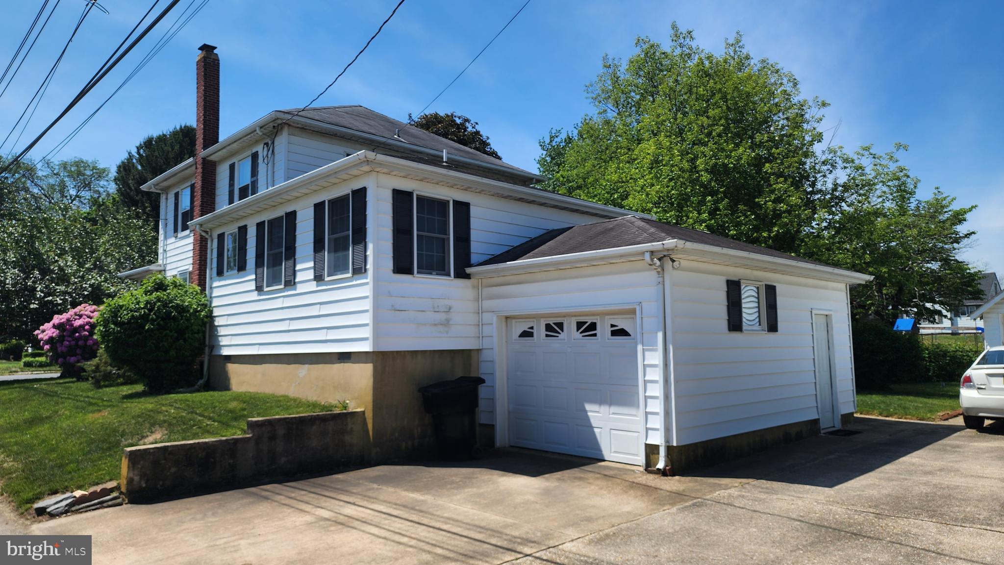 LAKEWOOD - Residential