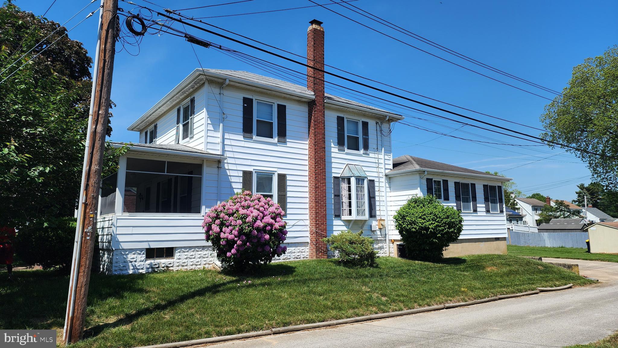 LAKEWOOD - Residential