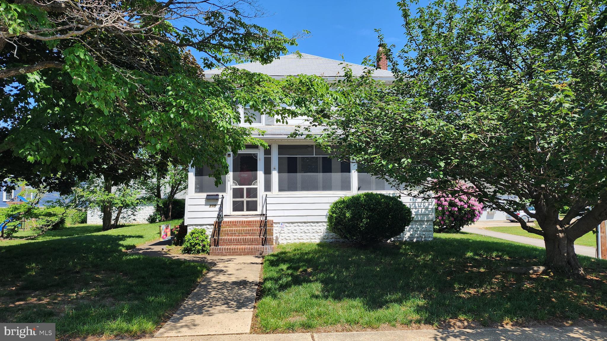 215 COLUMBIA AVENUE