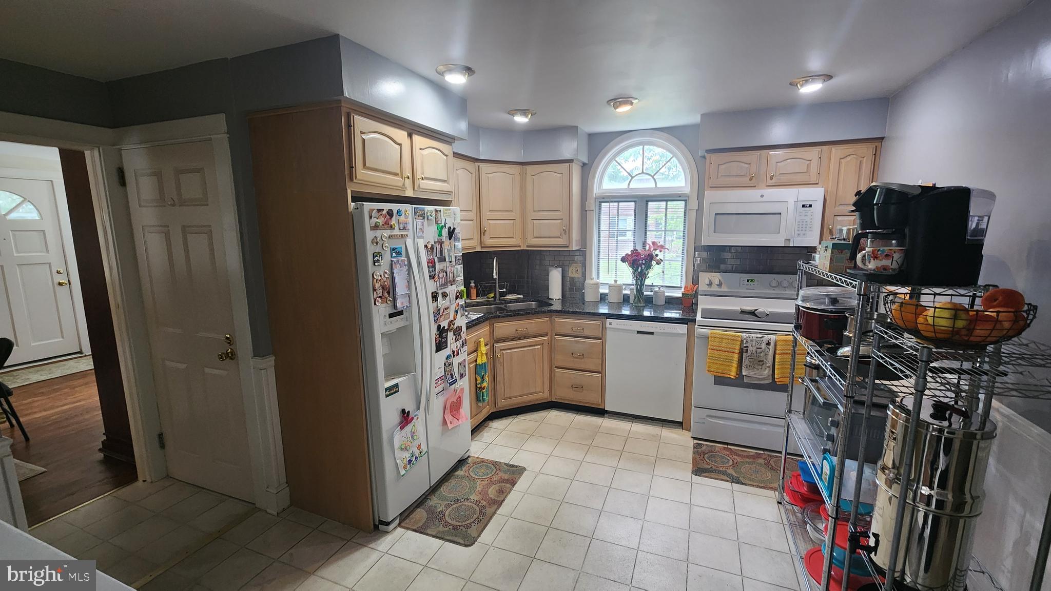 LAKEWOOD - Residential