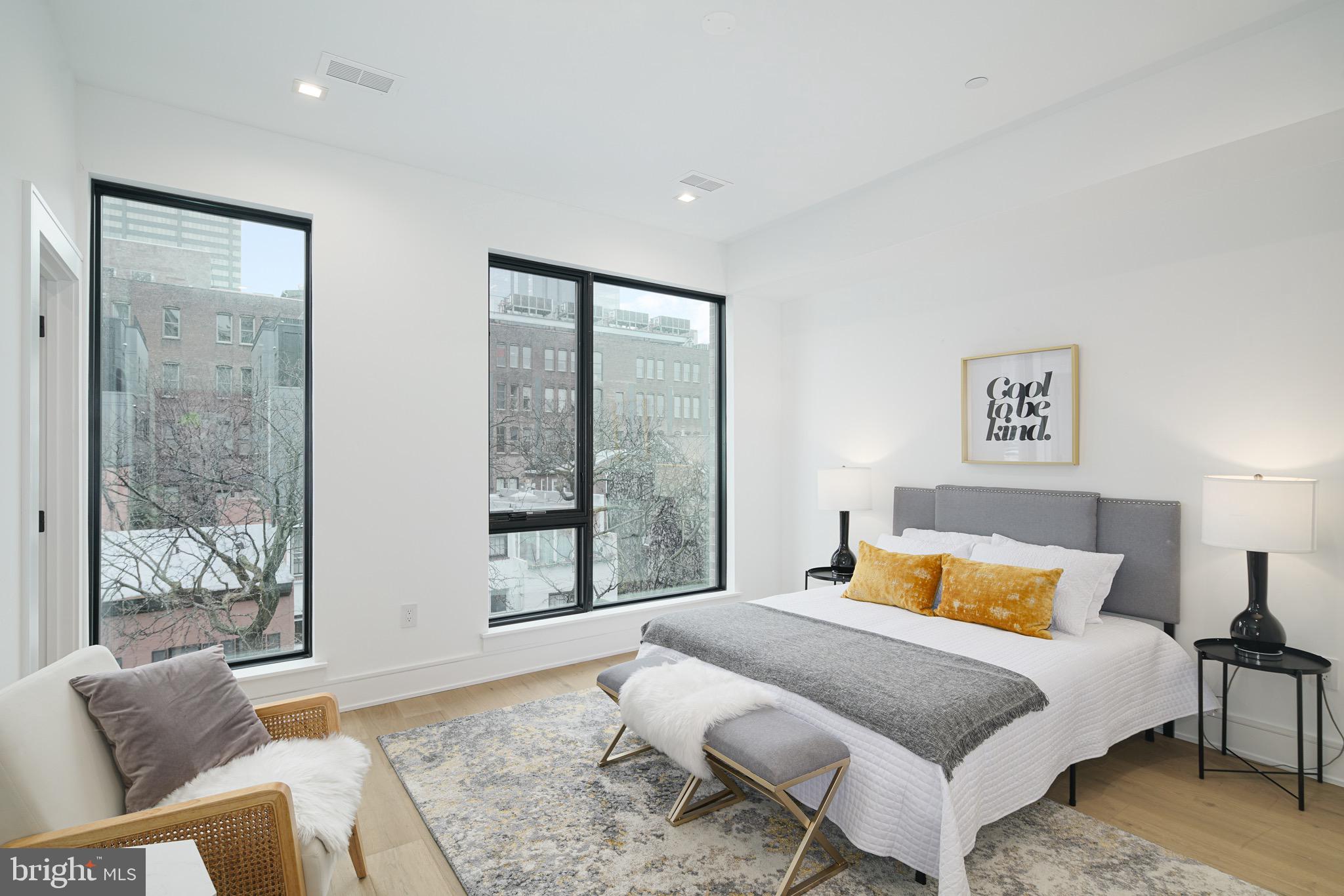 RITTENHOUSE SQUARE - Residential