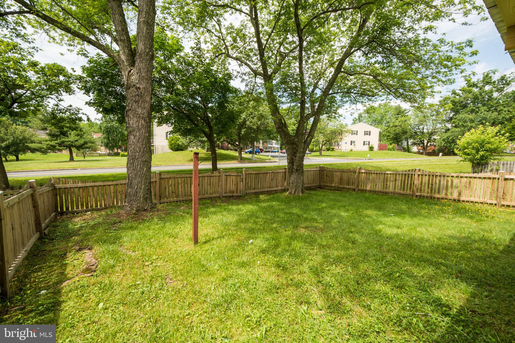 HARFORD SQUARE - Residential