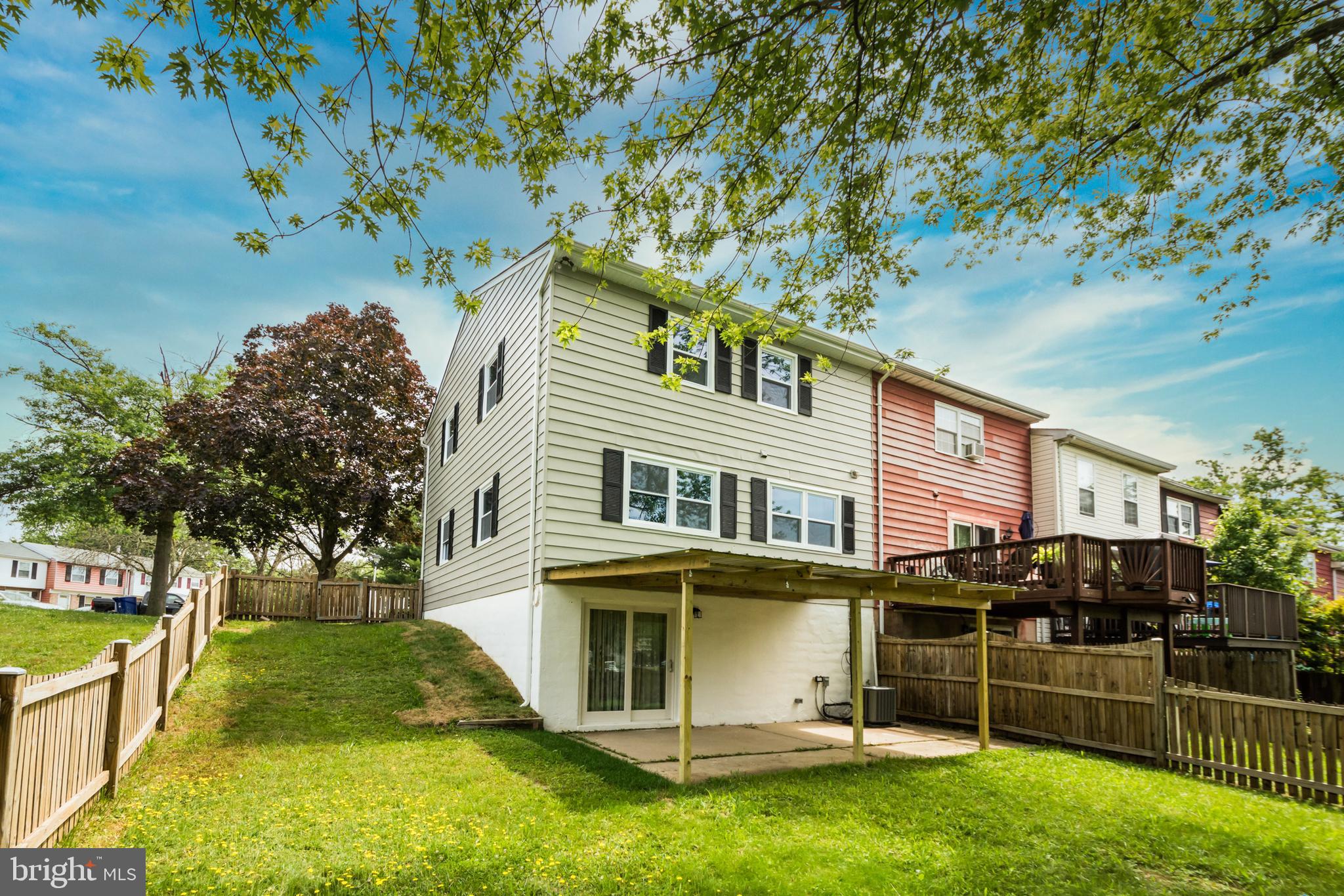 HARFORD SQUARE - Residential