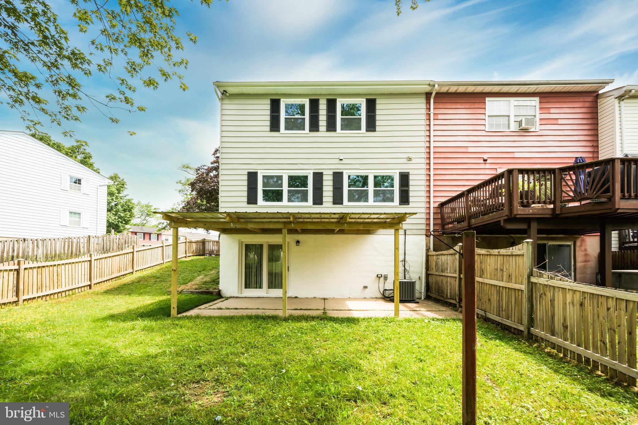 HARFORD SQUARE - Residential