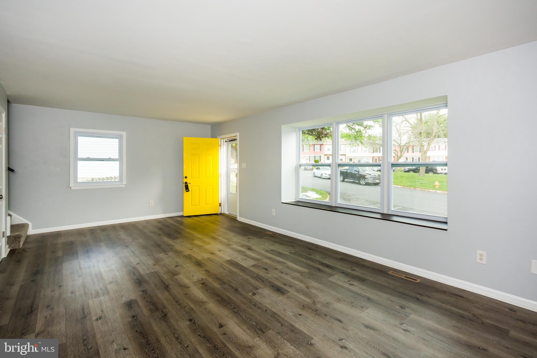 HARFORD SQUARE - Residential