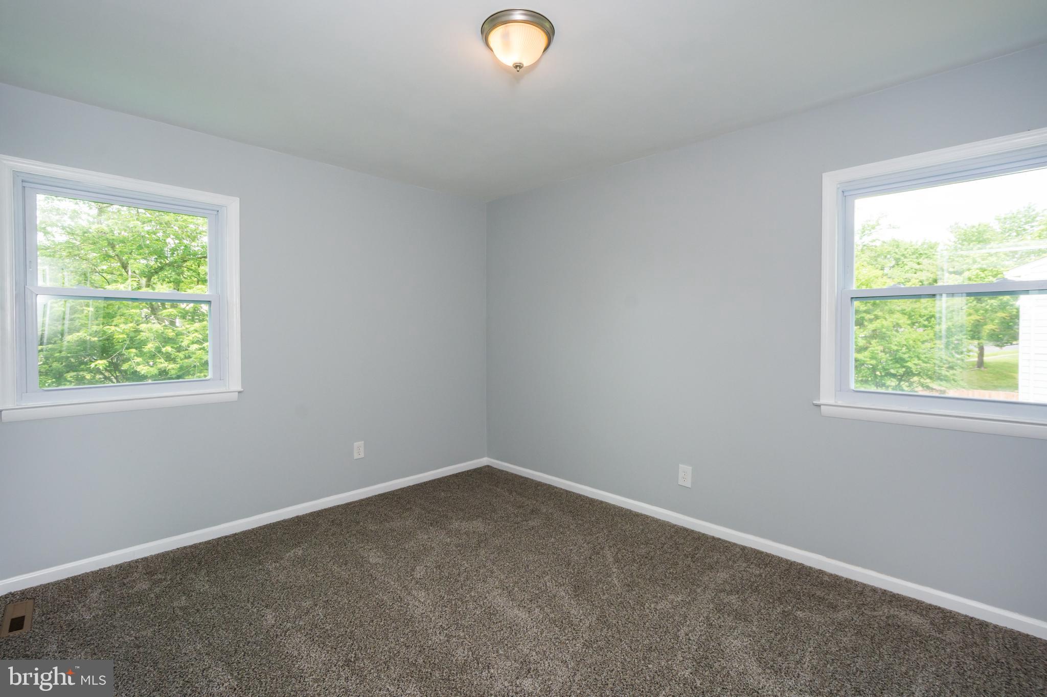 HARFORD SQUARE - Residential