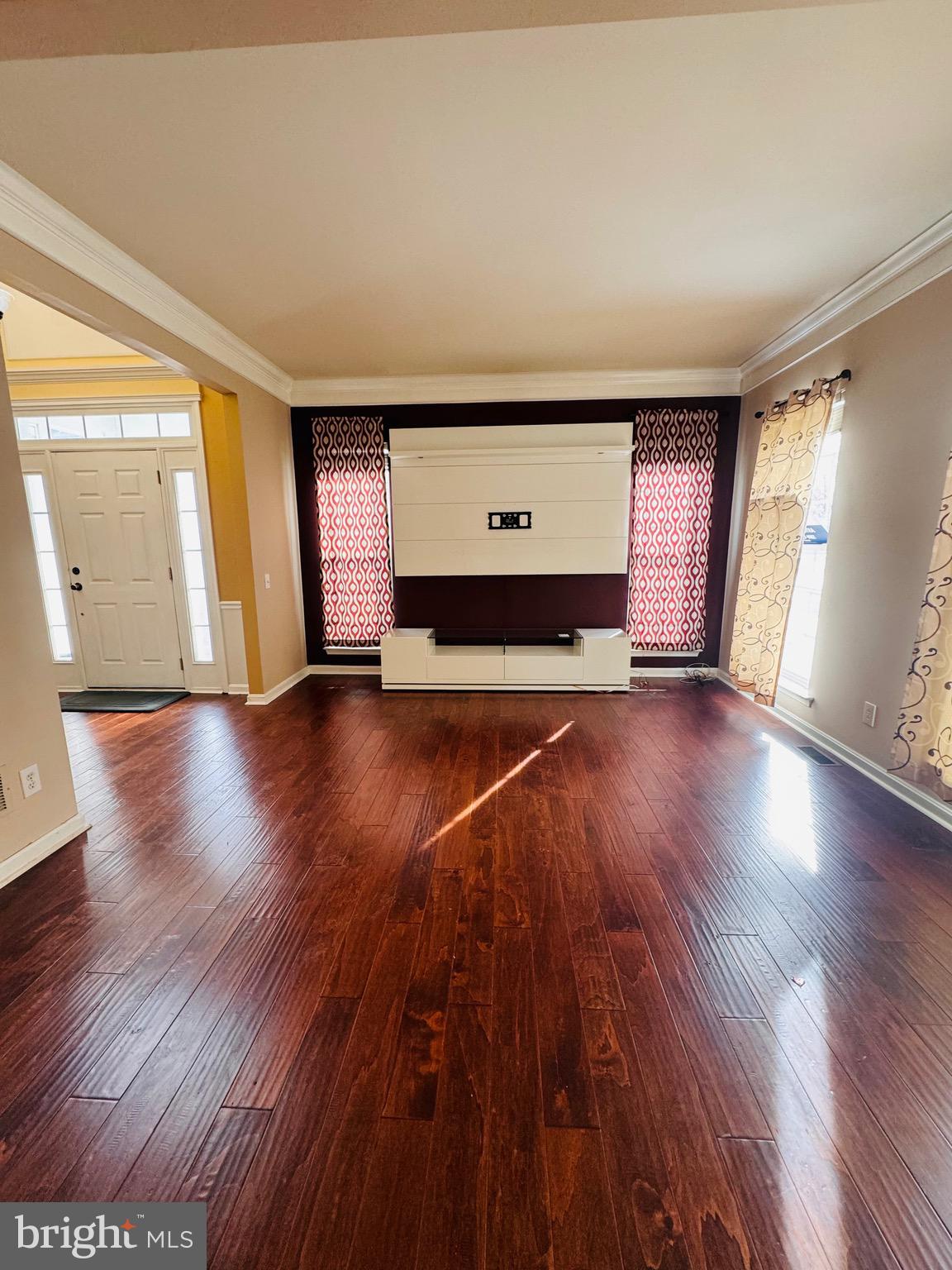 WINDSOR RIDGE - Residential Lease