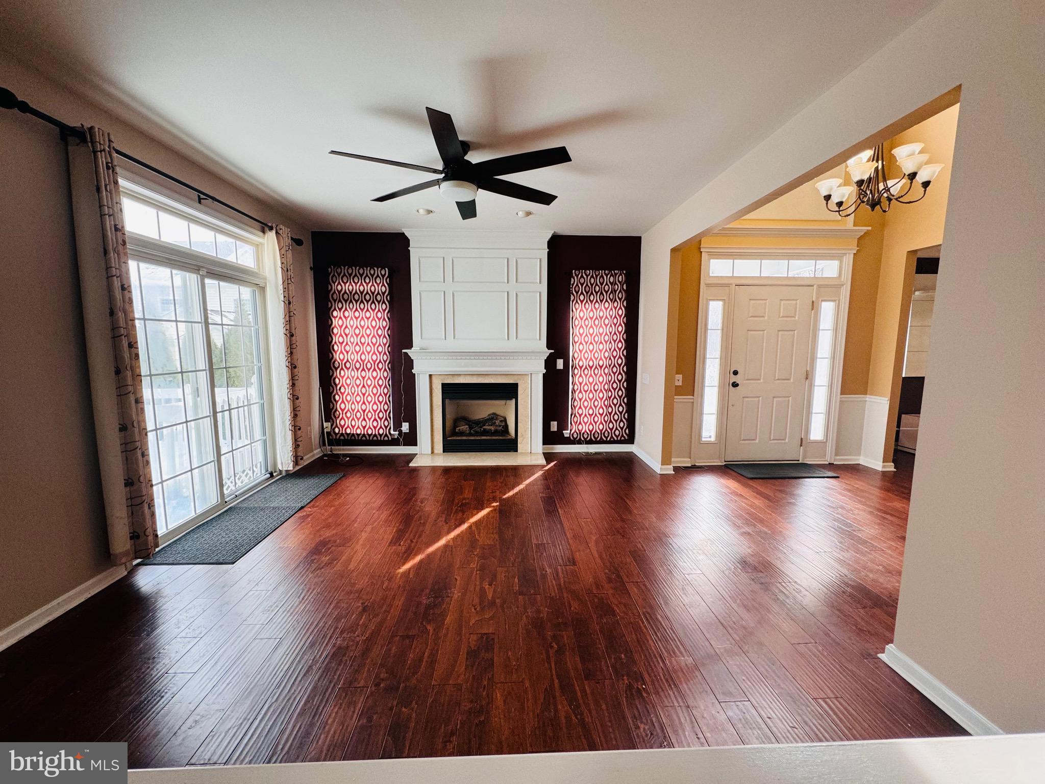 WINDSOR RIDGE - Residential Lease