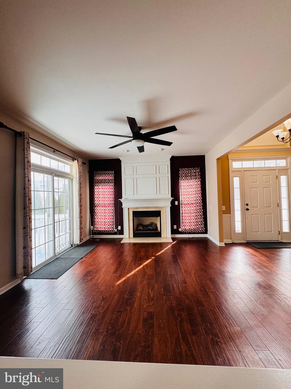 WINDSOR RIDGE - Residential Lease