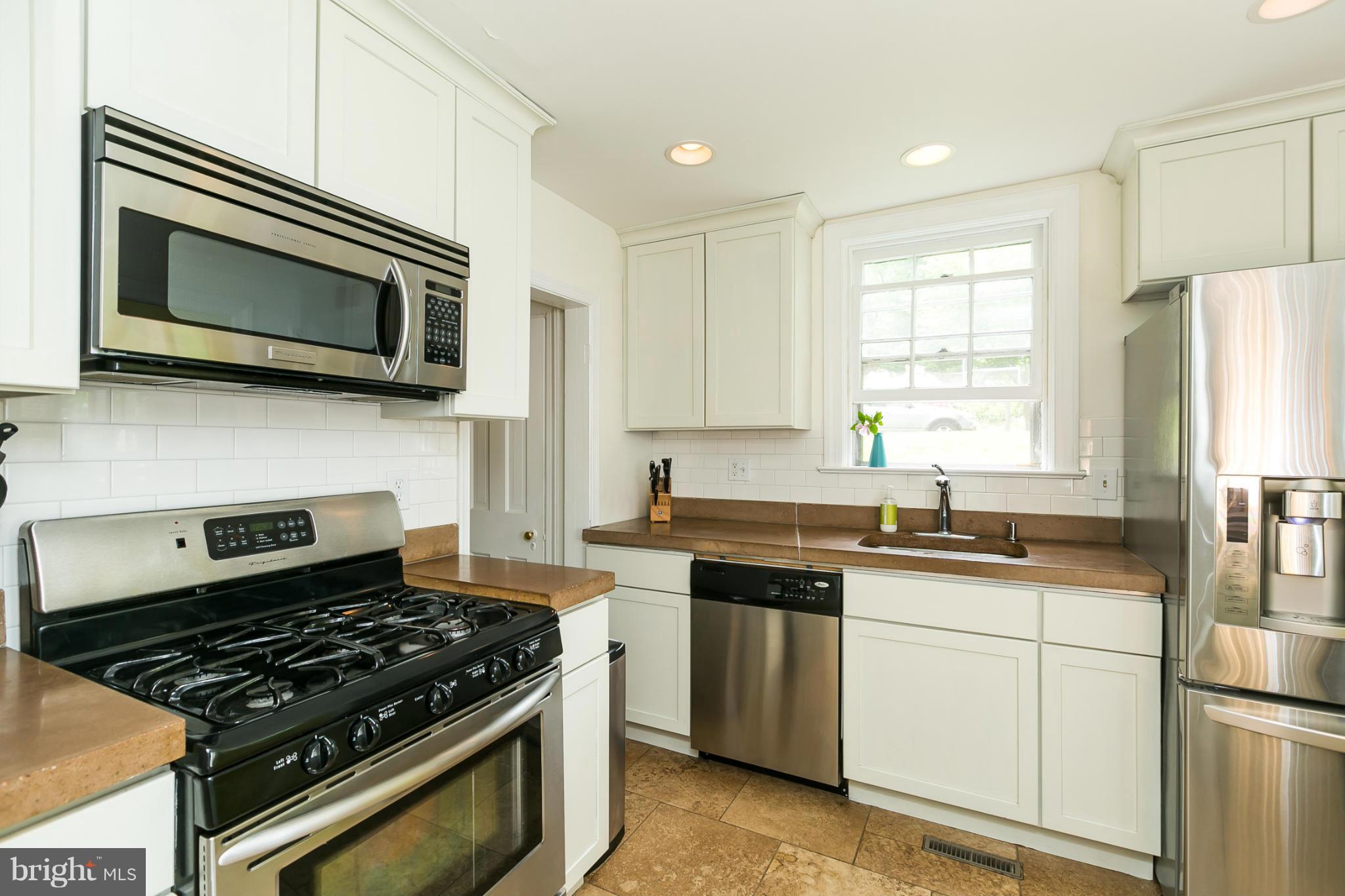 HUNTING RIDGE HISTORIC DISTRICT - Residential