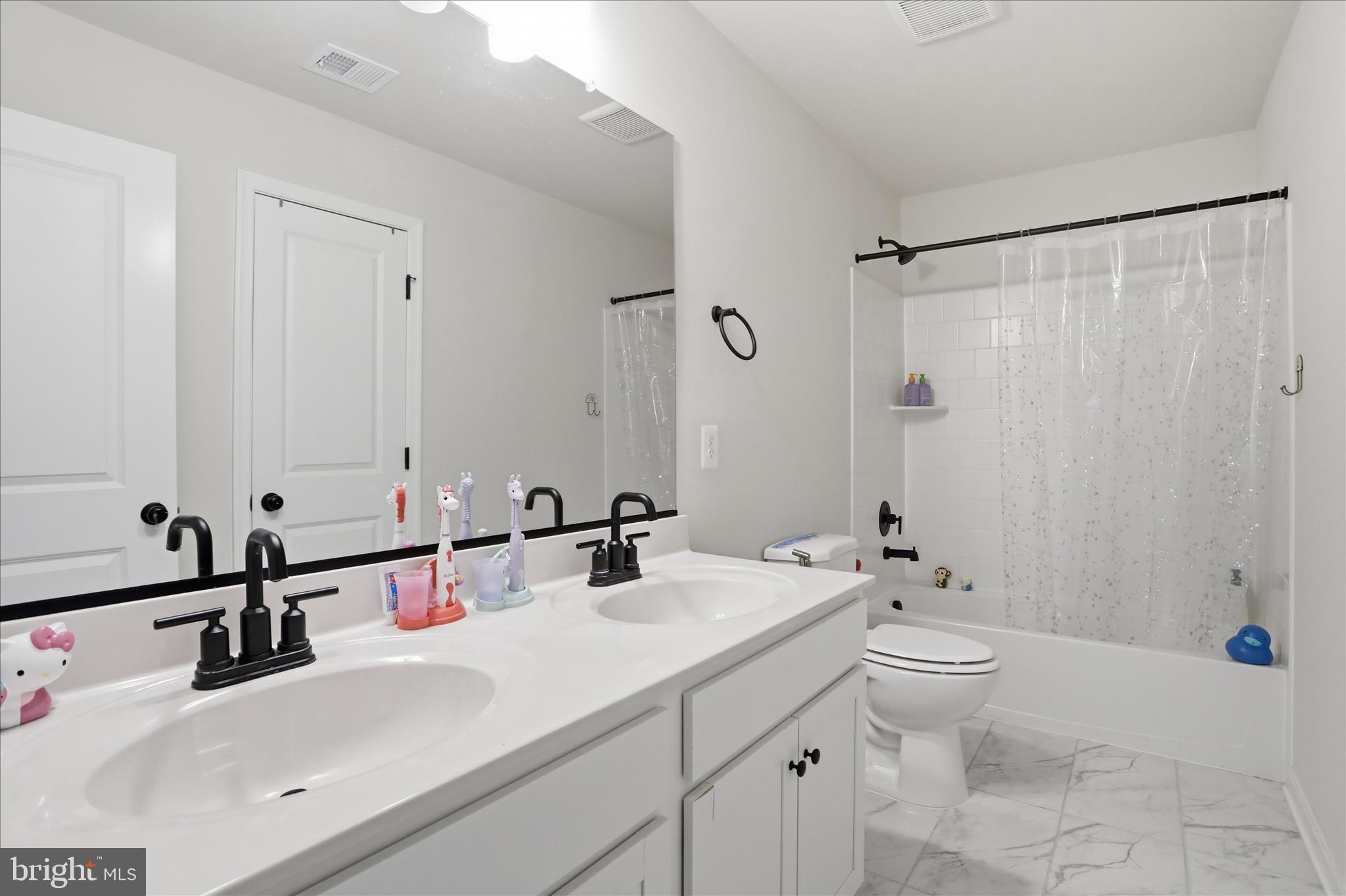 DILLON FARM - Residential