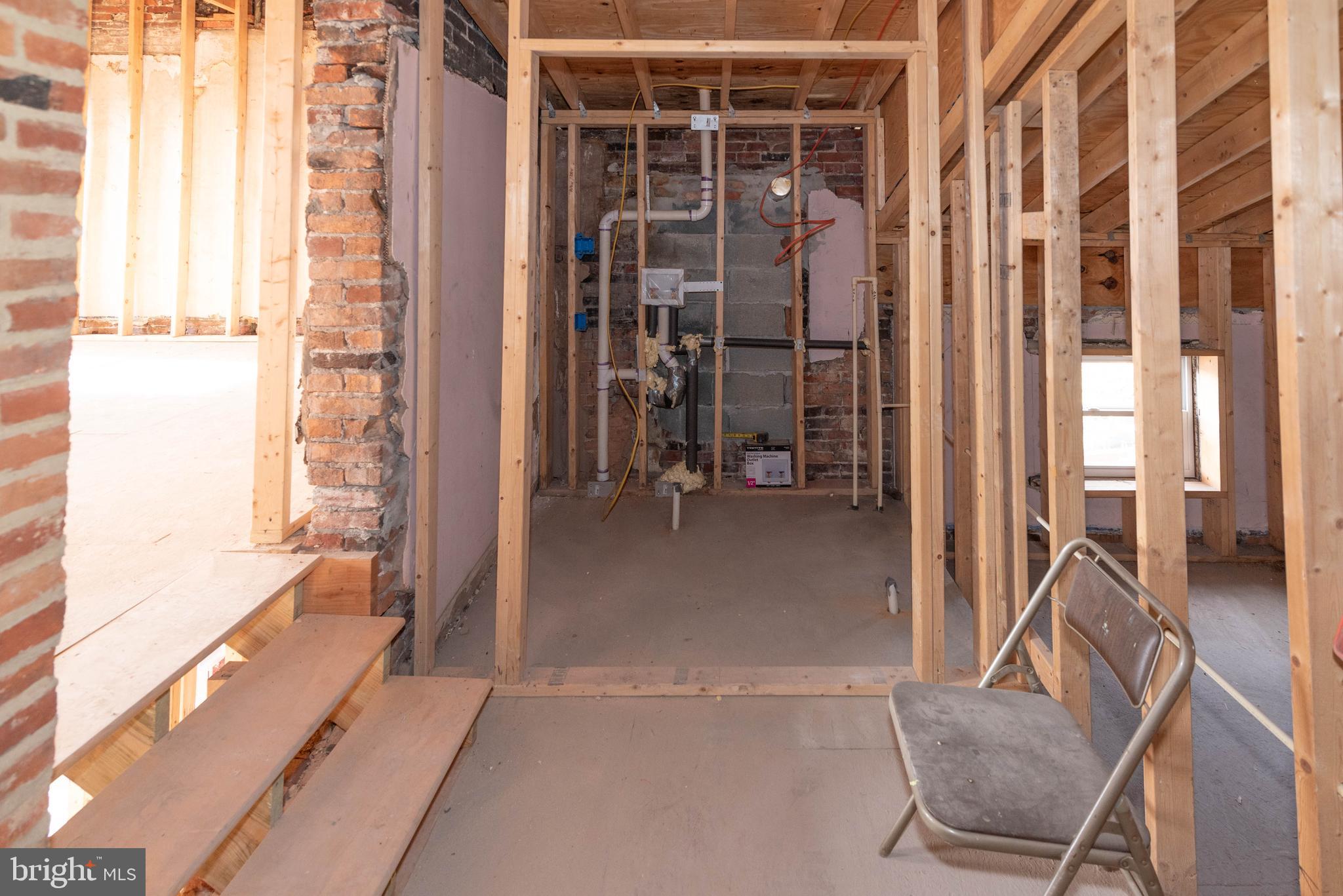 UPPER FELLS POINT - Commercial Sale