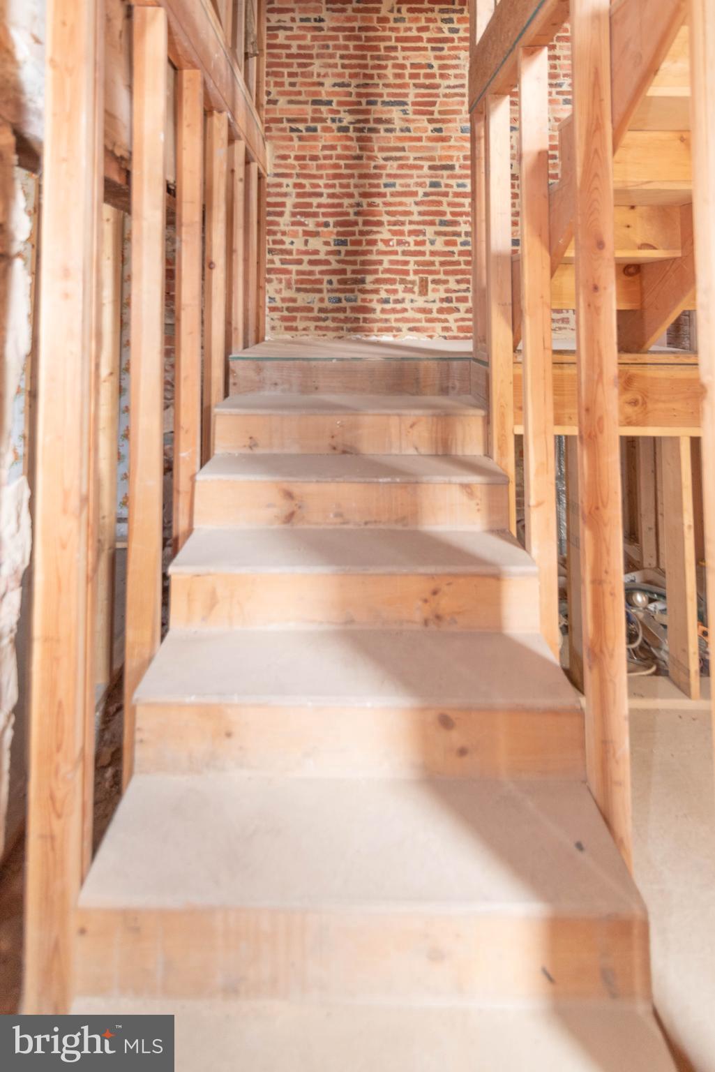 UPPER FELLS POINT - Commercial Sale