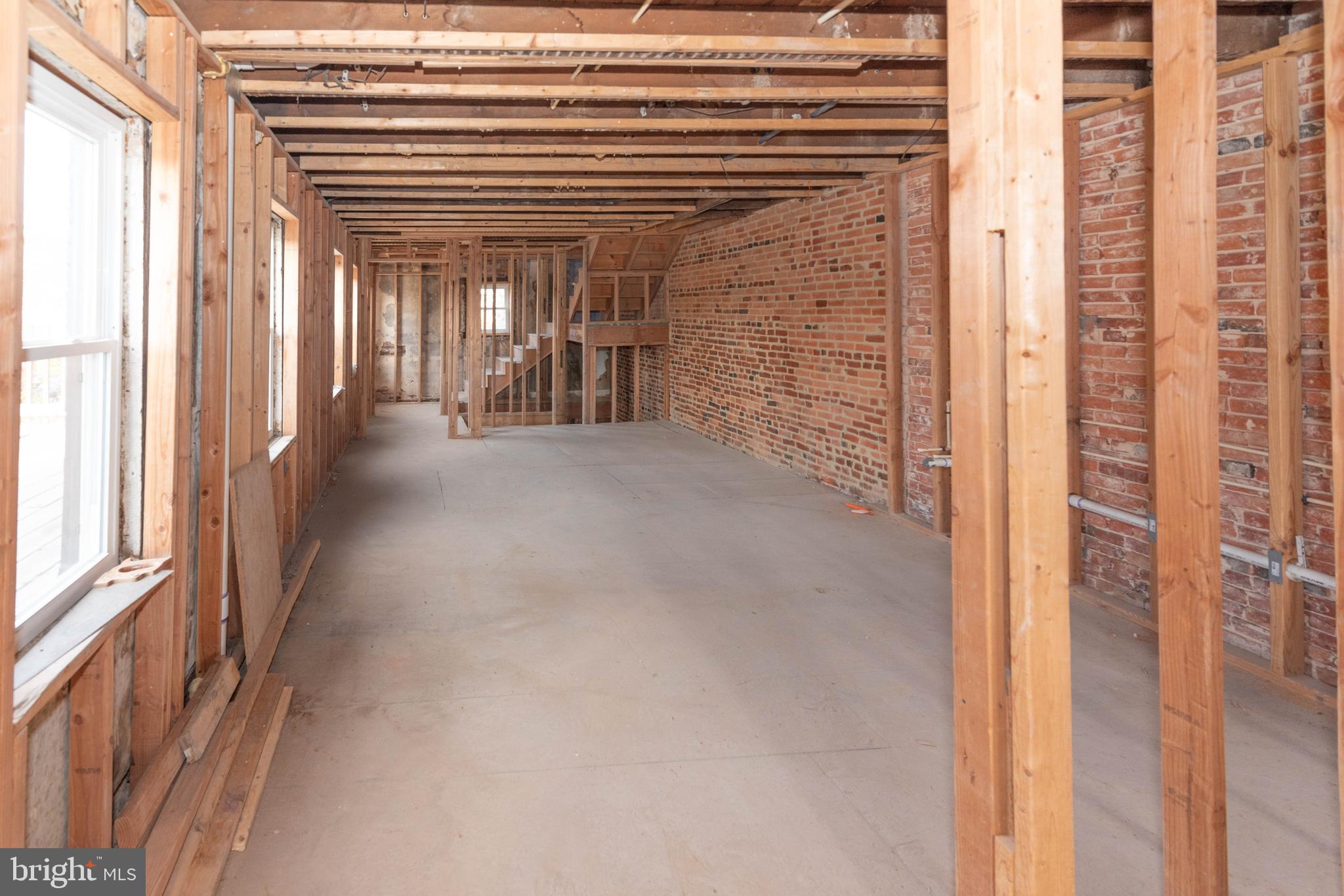 UPPER FELLS POINT - Commercial Sale