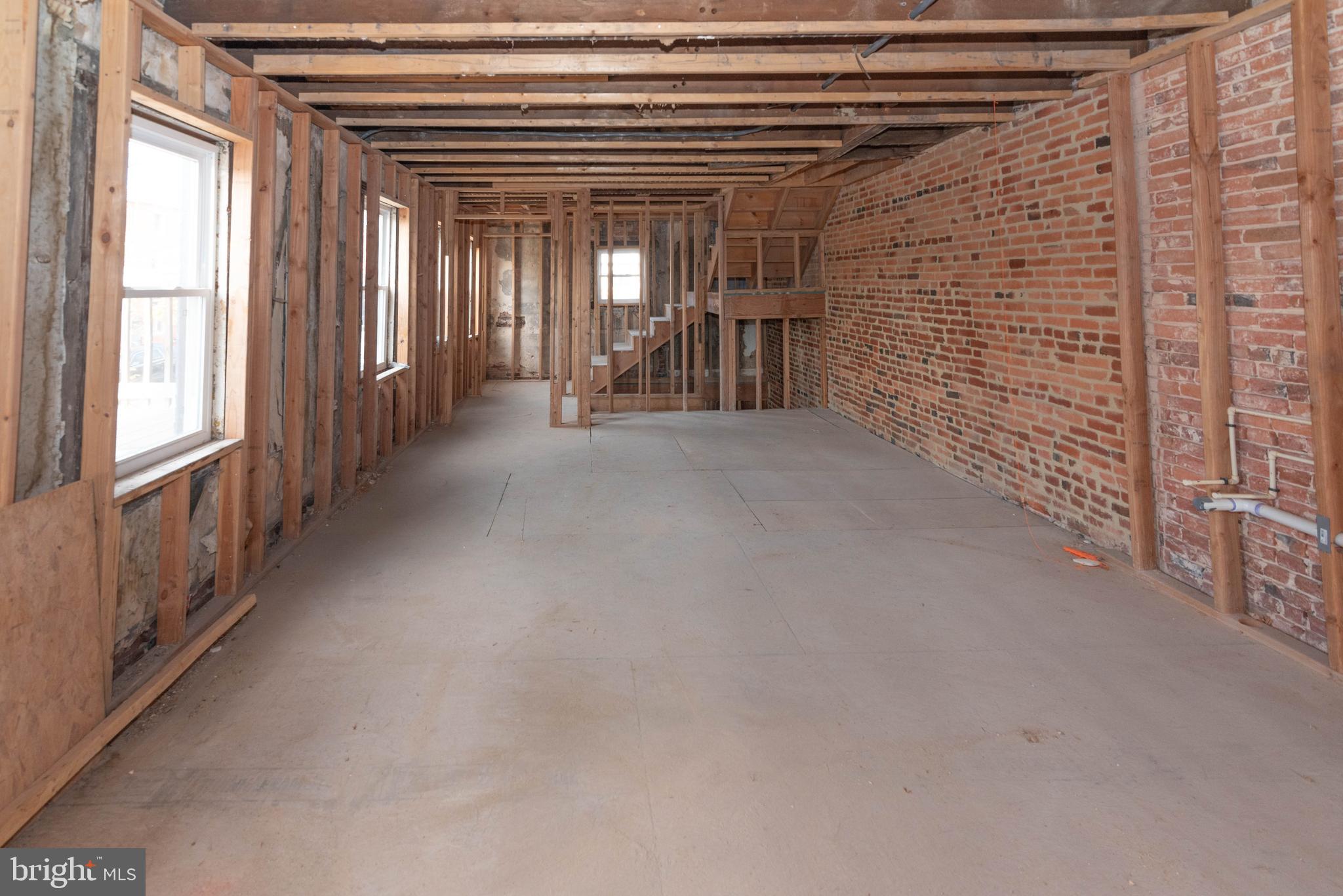 UPPER FELLS POINT - Commercial Sale