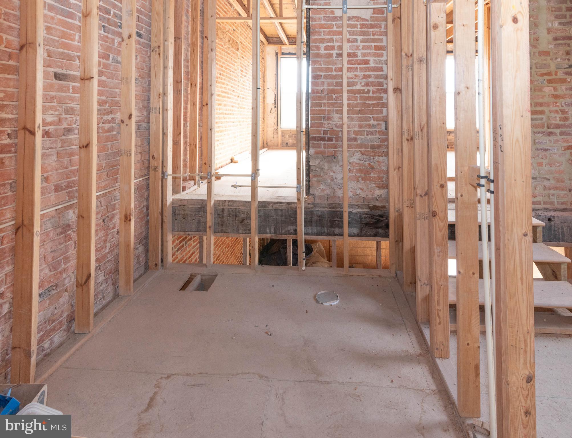 UPPER FELLS POINT - Commercial Sale