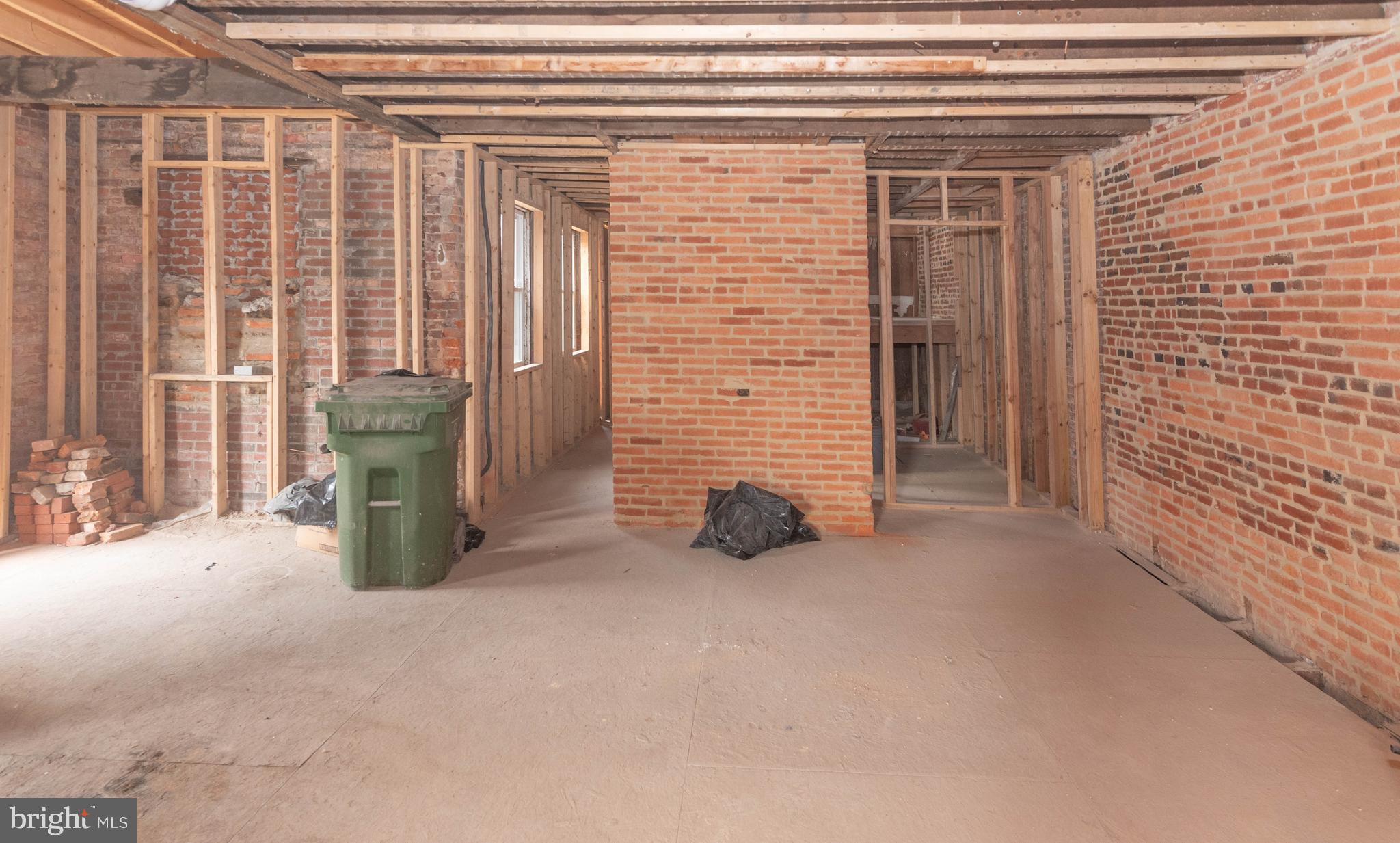 UPPER FELLS POINT - Commercial Sale