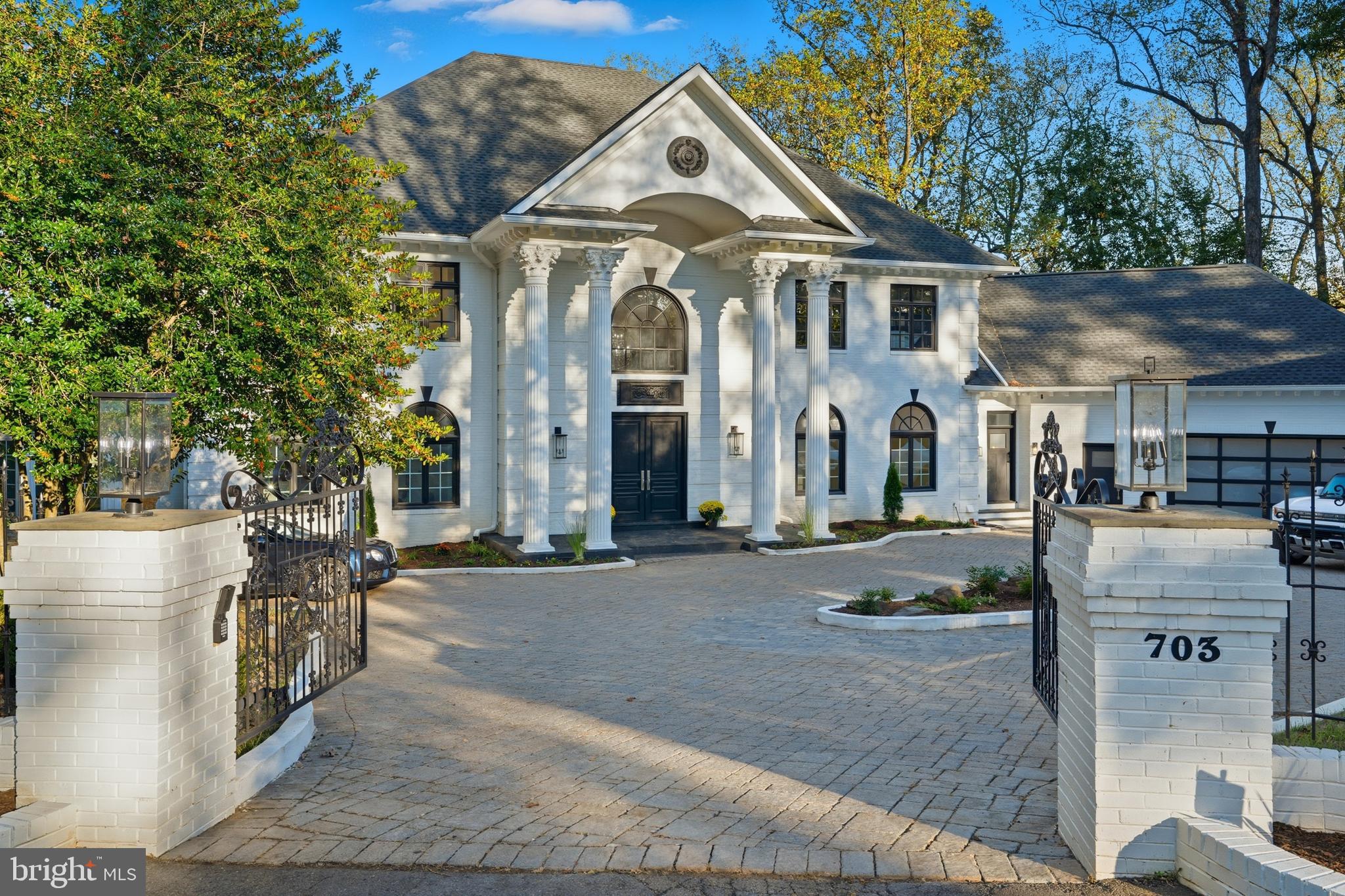 703 POTOMAC KNOLLS