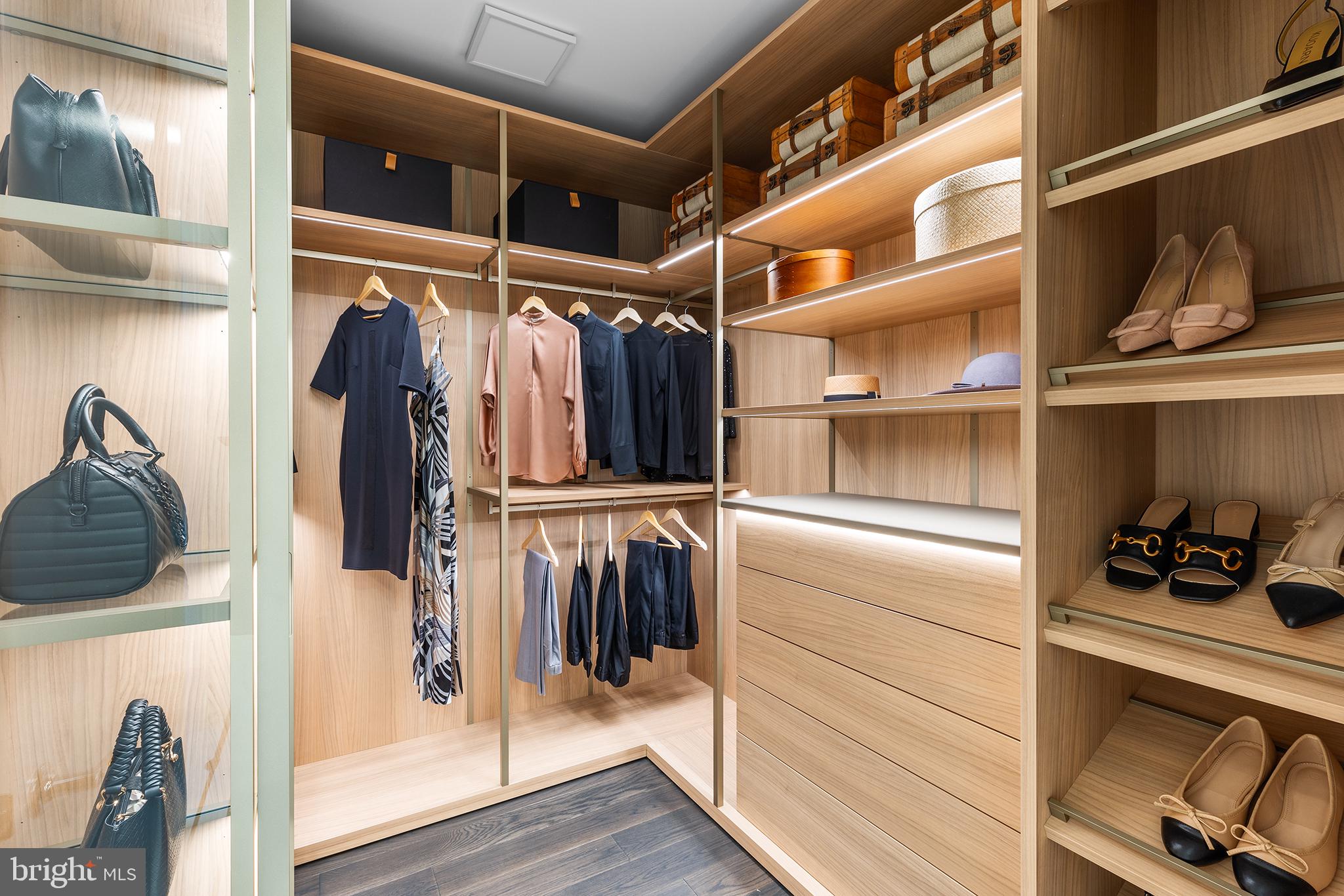 RITTENHOUSE SQUARE - Residential