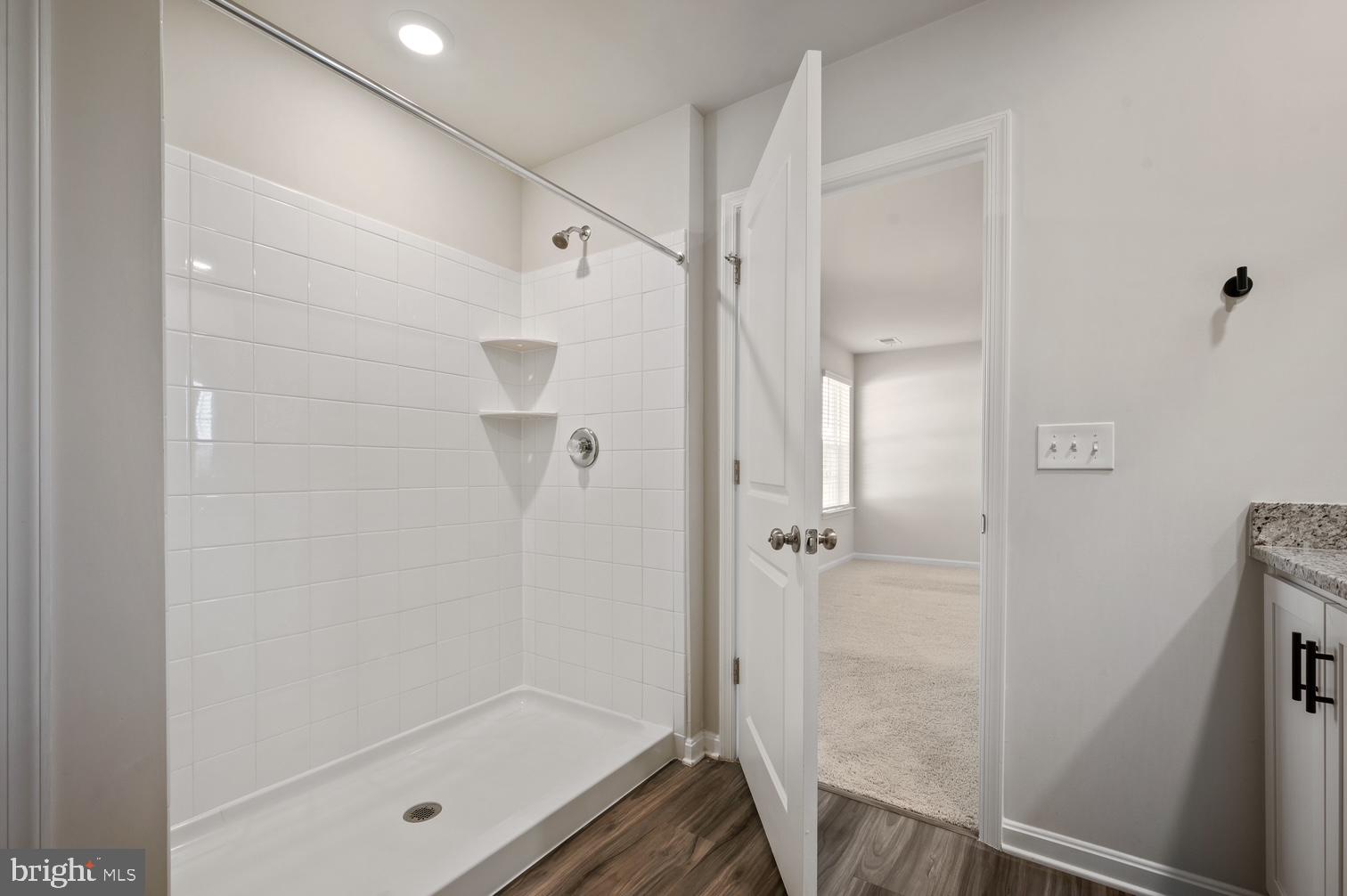 SHENANDOAH CROSSING - Residential Lease