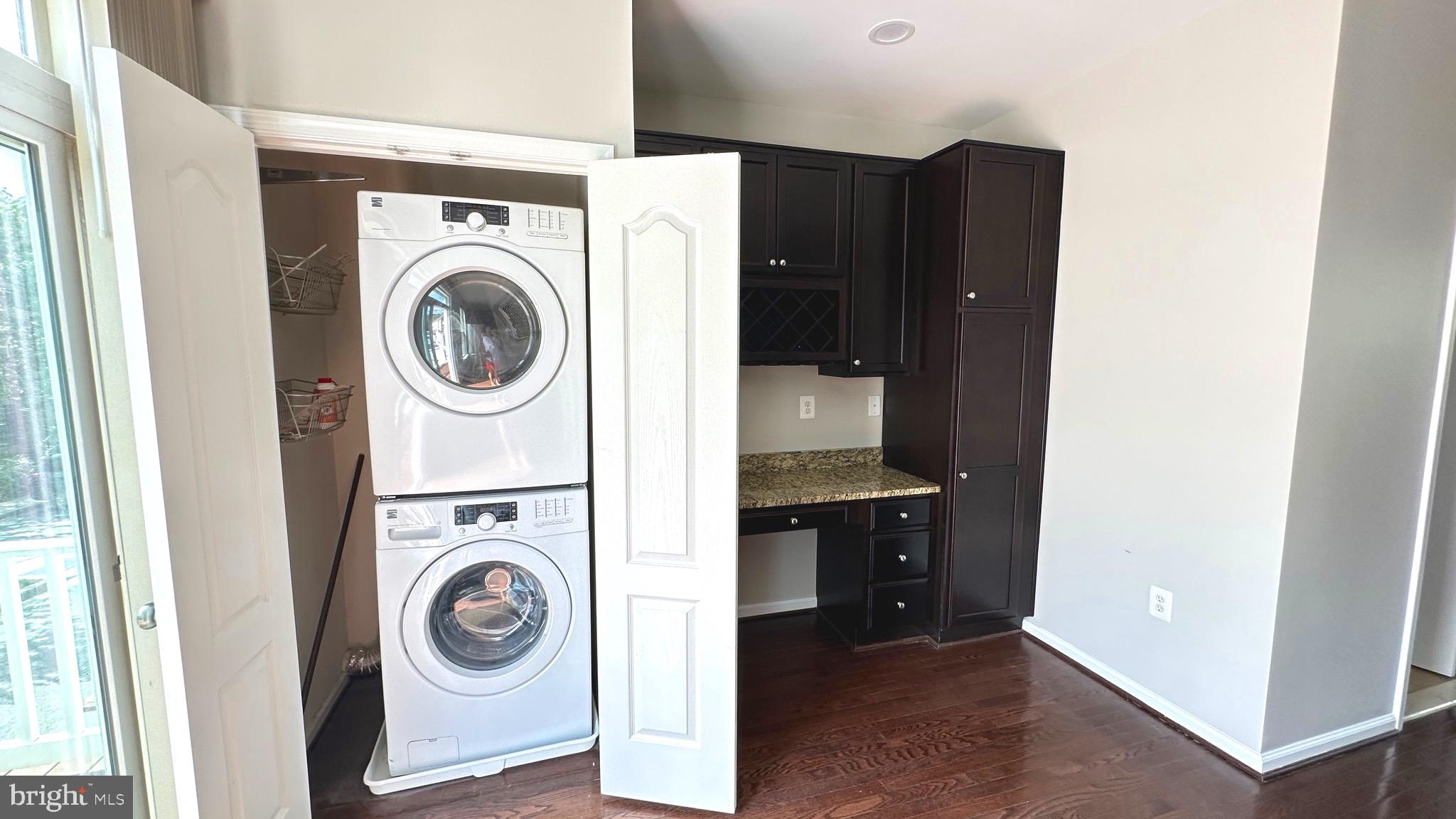 WESTPHALIA ROW - Residential Lease