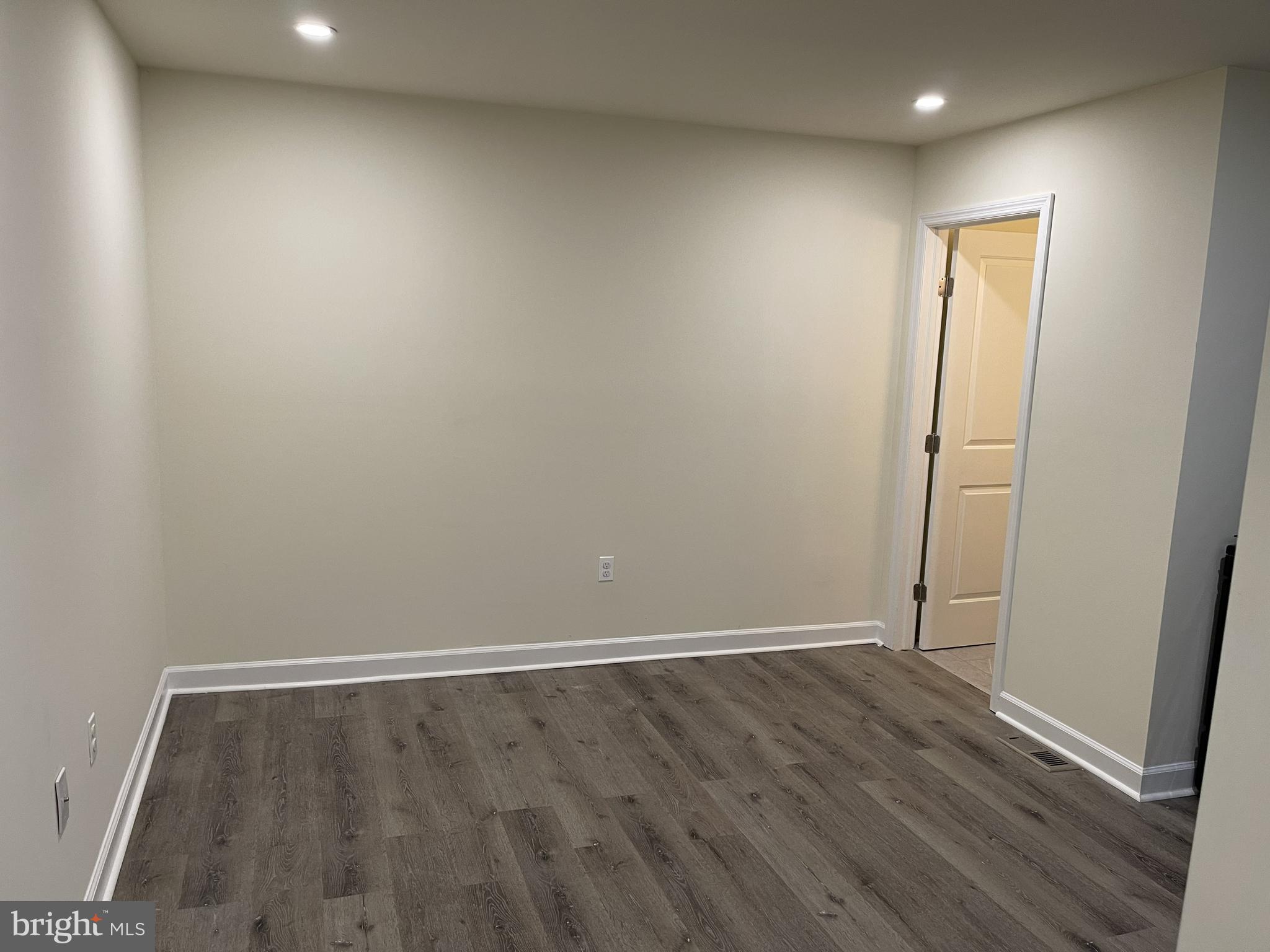 351 OAKWOOD AVENUE 349 351 A