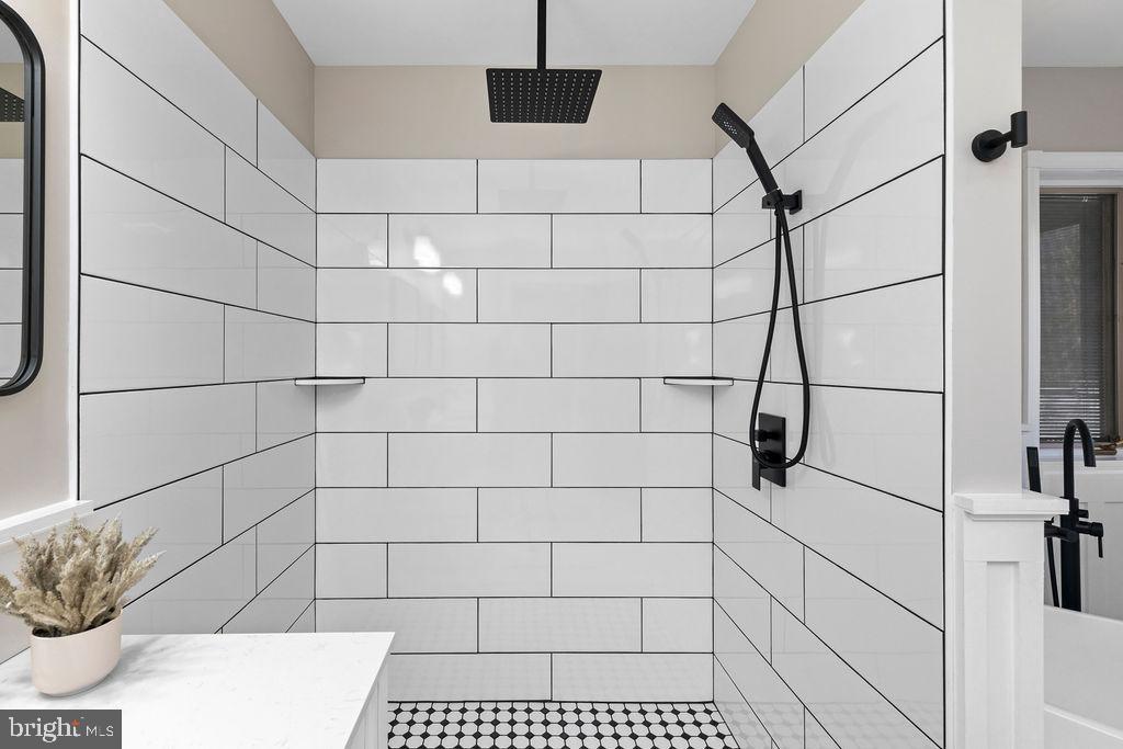 FAIRWAY HILLS - Residential