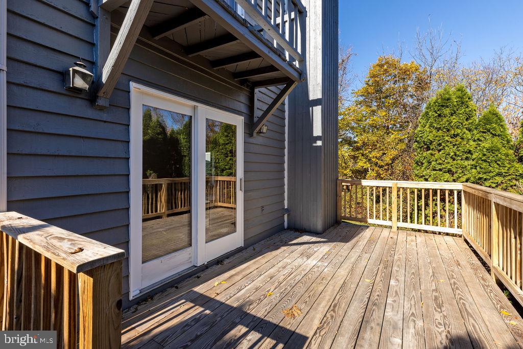 FAIRWAY HILLS - Residential