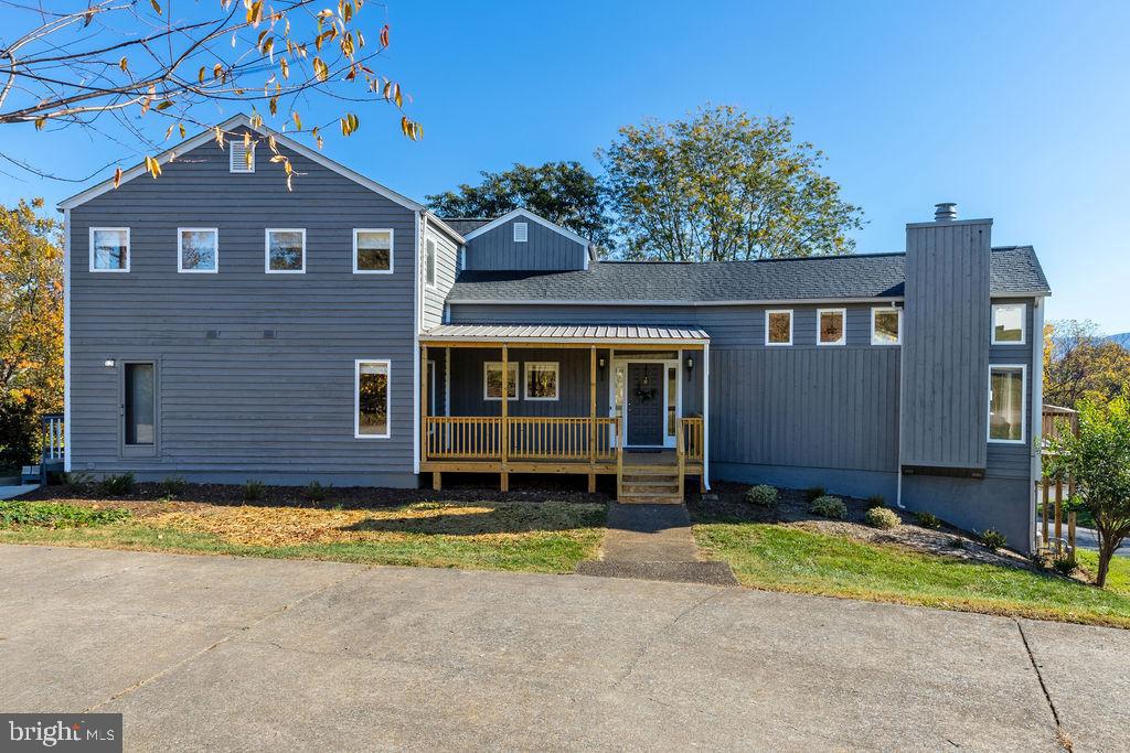 FAIRWAY HILLS - Residential