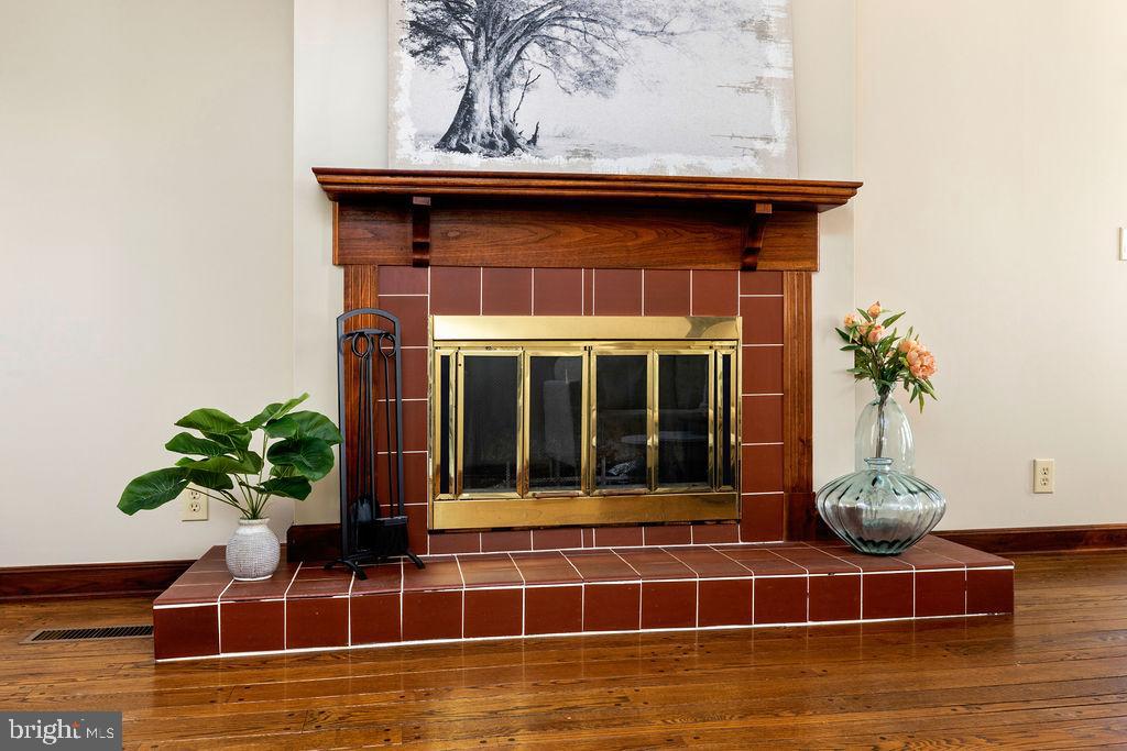 FAIRWAY HILLS - Residential